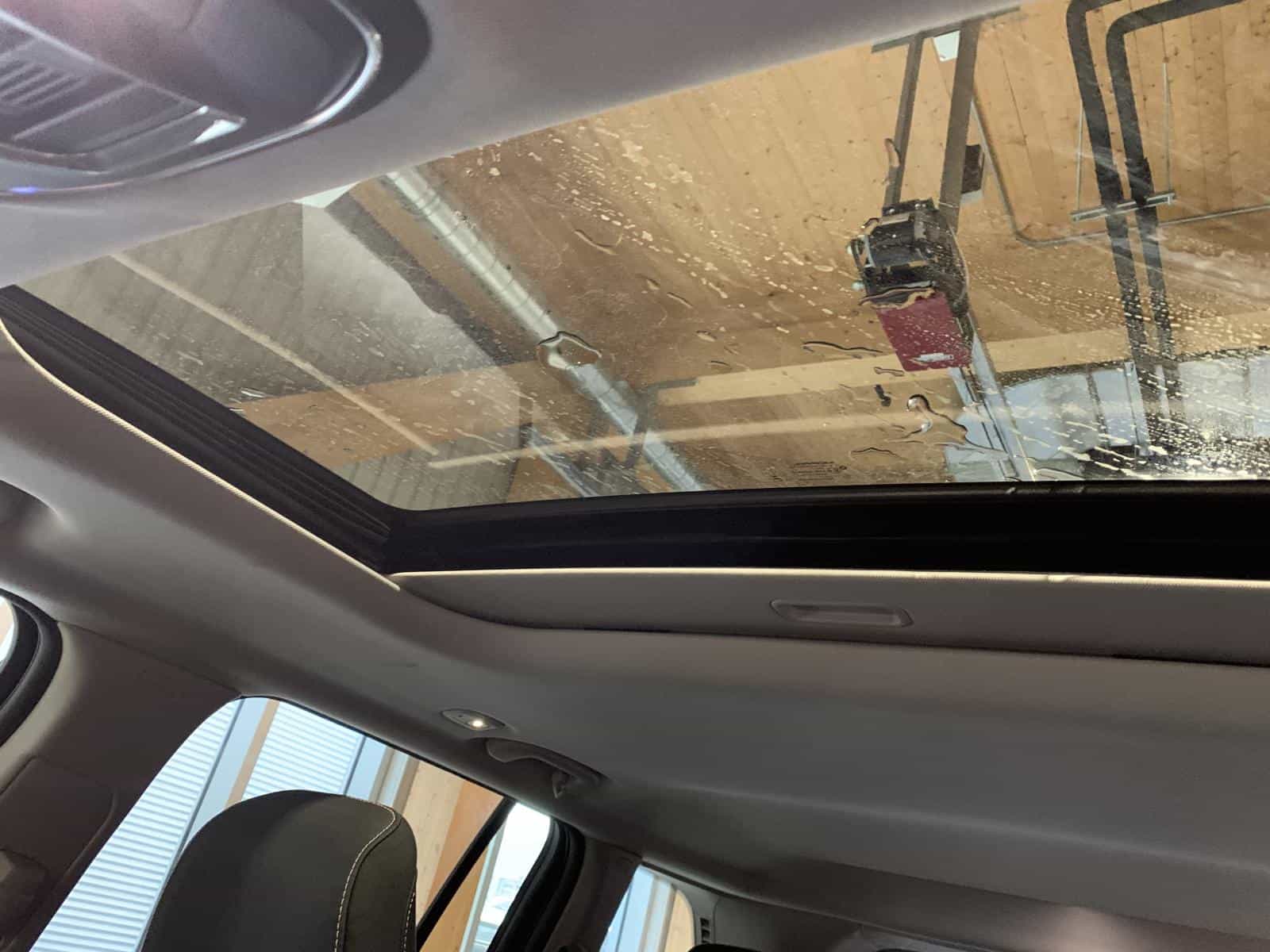 2023 Jeep GRAND CHEROKEE LAREDO/ALT Laredo - Image 25