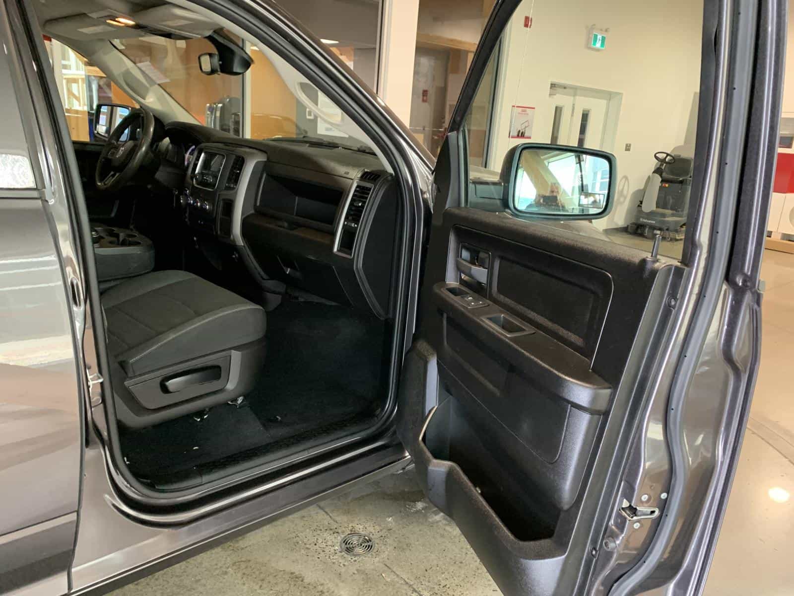 2022 RAM 1500 CLASSIC TRADESMAN 1500 Express - Image 8