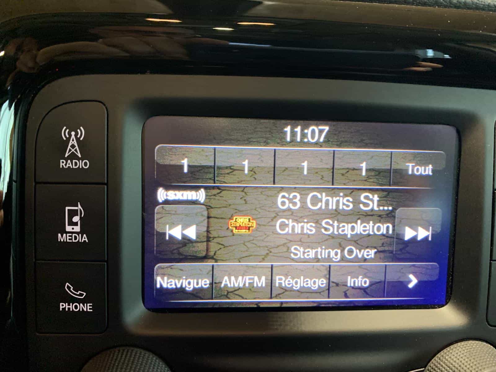 2018 Jeep Compass Latitude North - Image 25