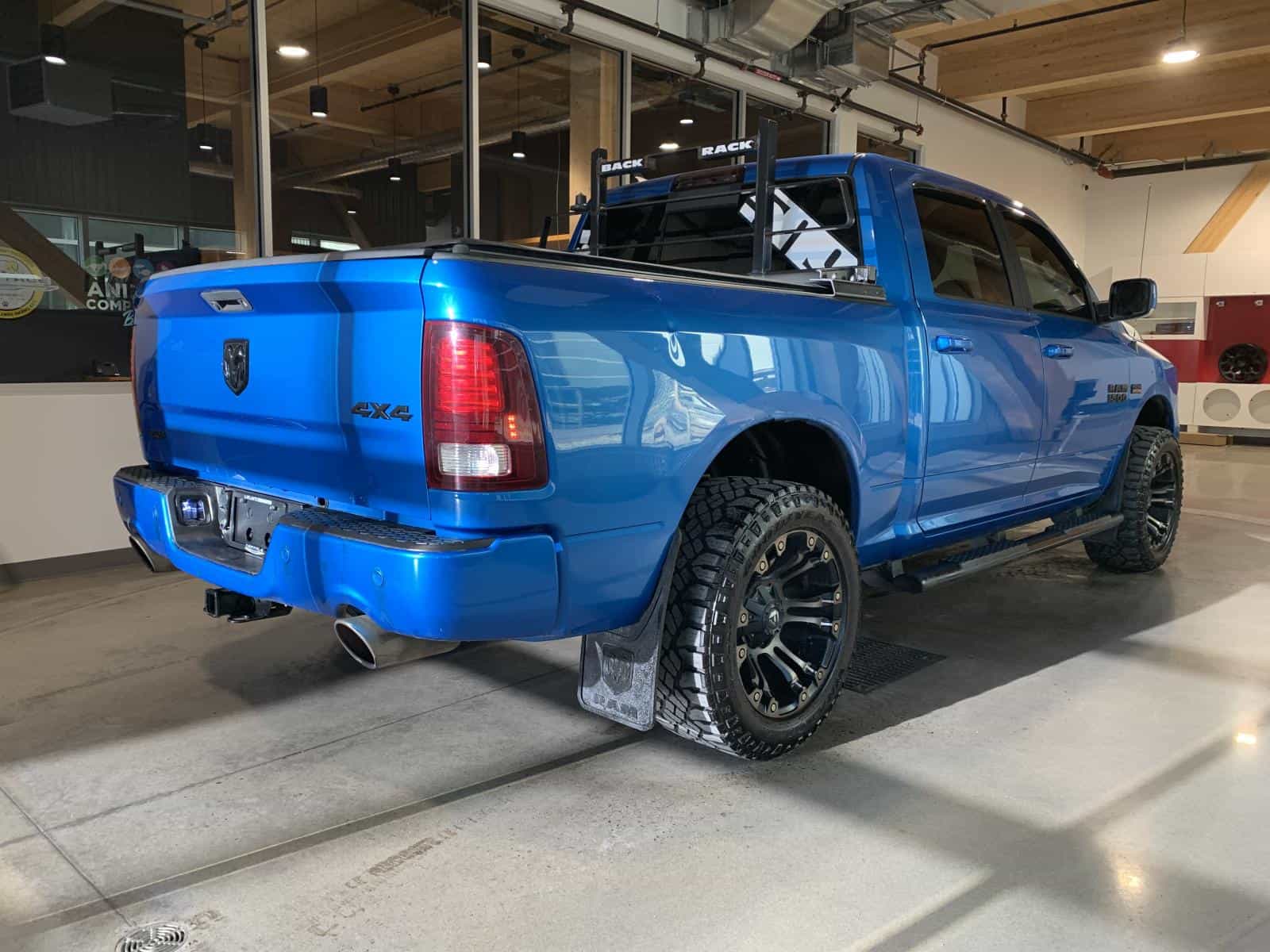 2018 RAM 1500 Sport Sport - Image 3