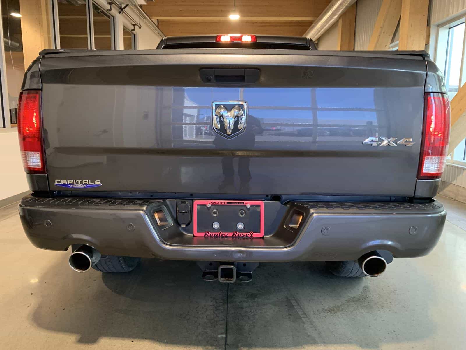 2022 RAM 1500 CLASSIC TRADESMAN Express - Image 9