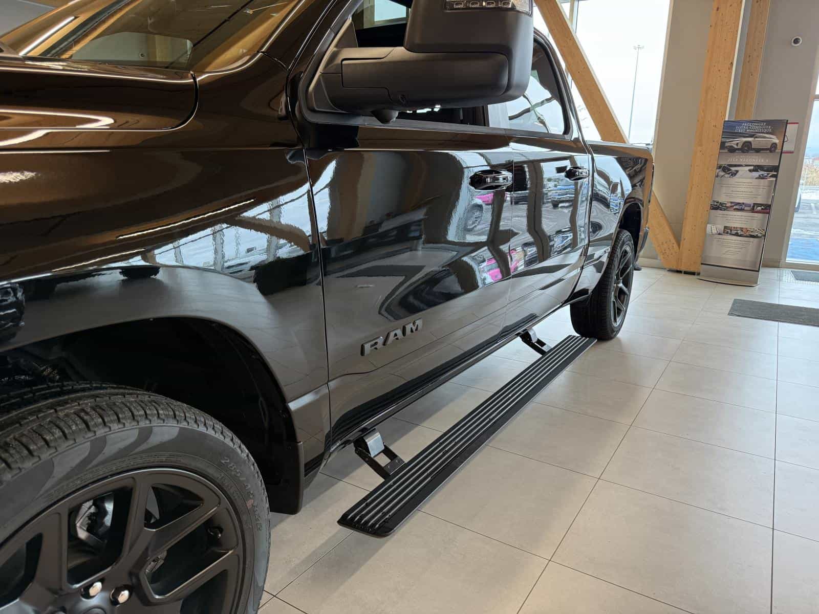 Image 7 RAM 1500 Sport 2026