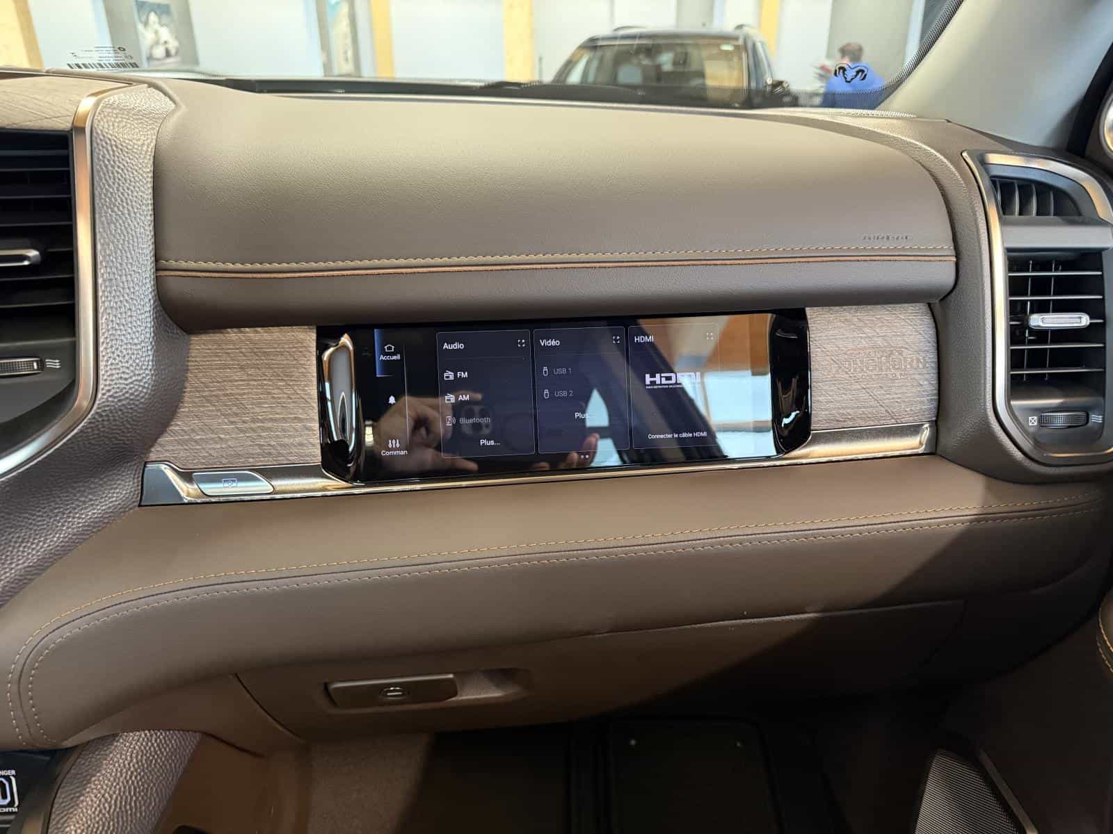 Image 12 RAM 2500 Limited Longhorn 2025