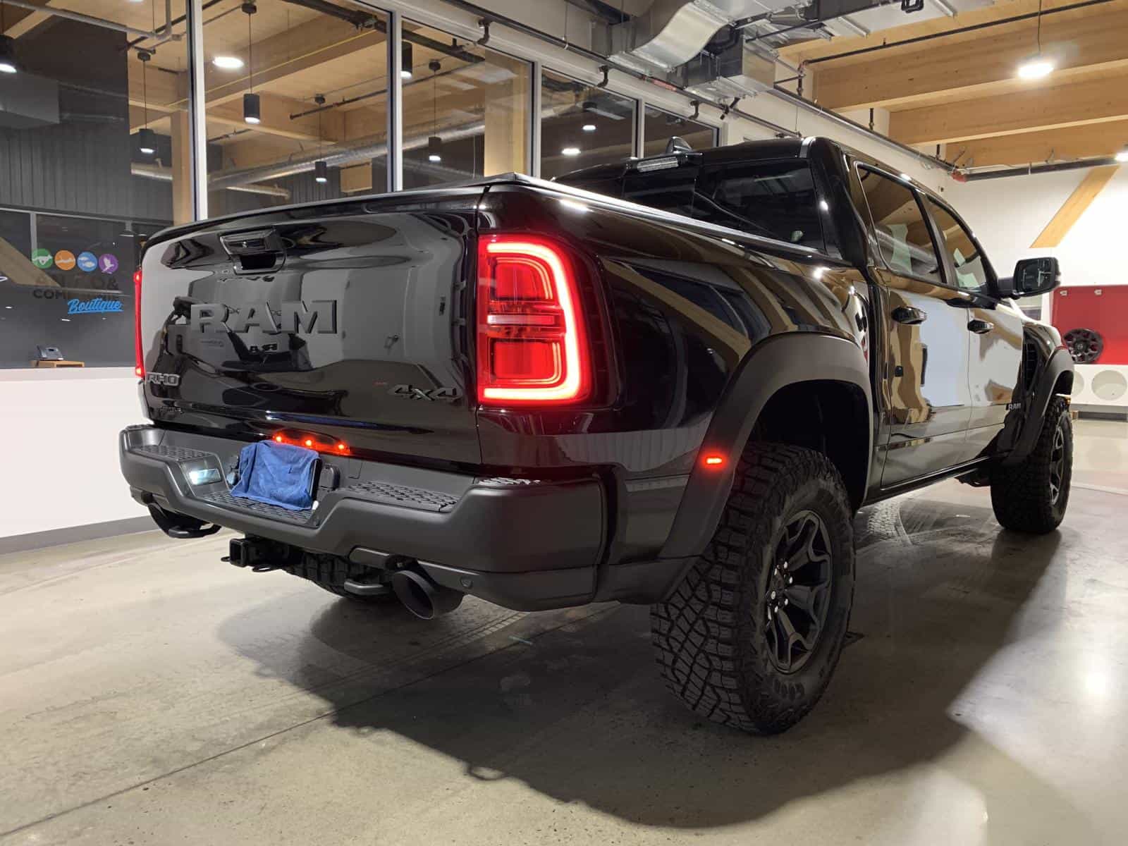 Image 4 RAM All-New 1500 RHO 2025