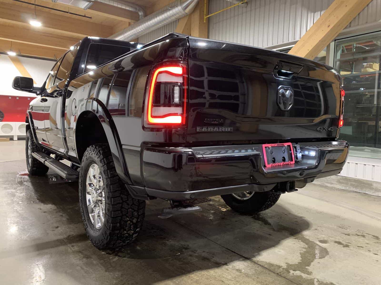 2022 RAM 2500 LARAMIE Laramie - Image 2