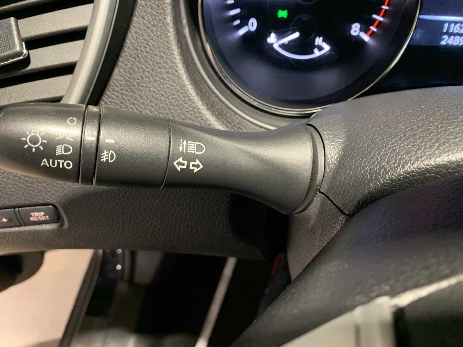 2016 Nissan ROGUE S/SL/SV Noir - Image 20