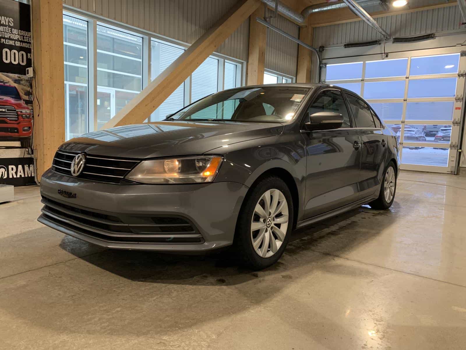 Image 2 Volkswagen Jetta Se 2.0L 2015