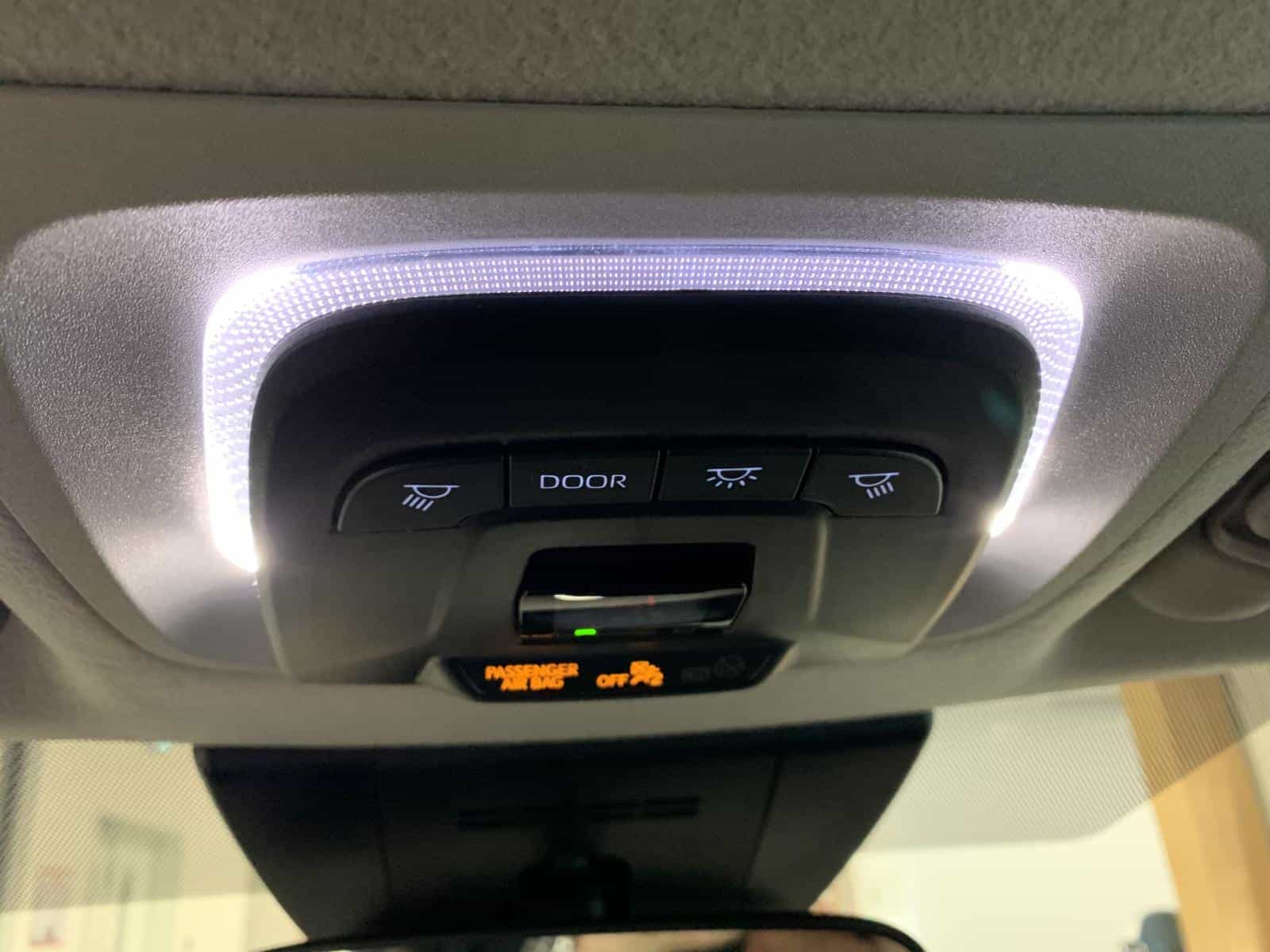 2023 Toyota Corolla Cross LE - Image 20