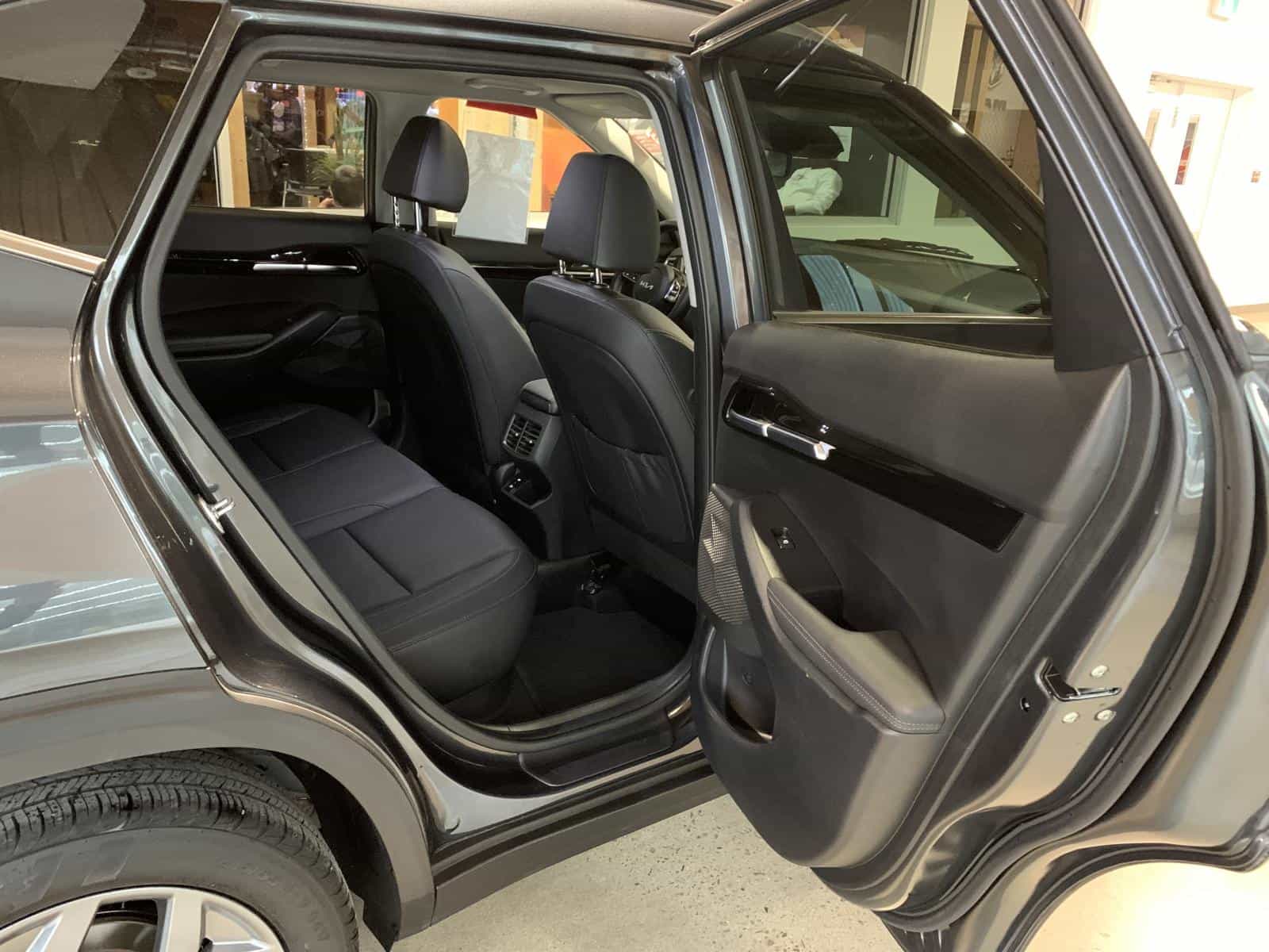 2025 Kia SELTOS S EX - Image 9