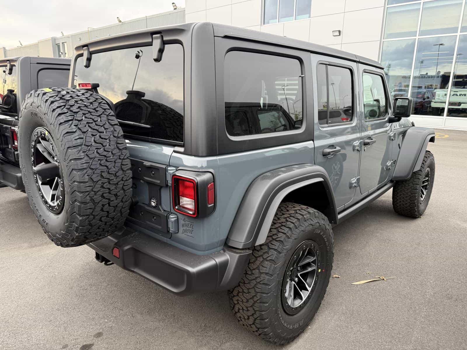 2026 Jeep Wrangler 4 Door Willys - Image 5