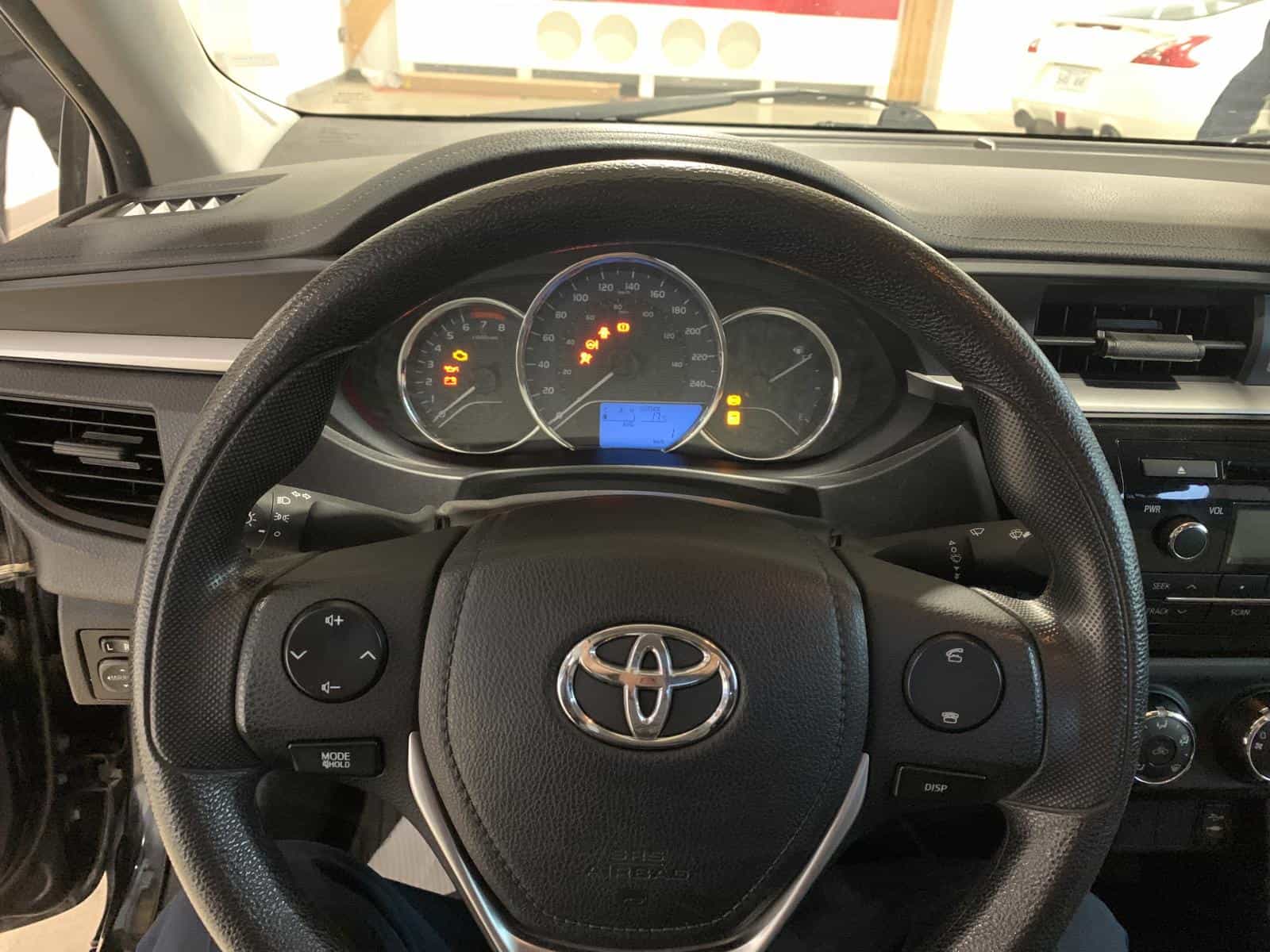2015 Toyota Corolla L/Le/Le Plus/Le P CE - Image 11