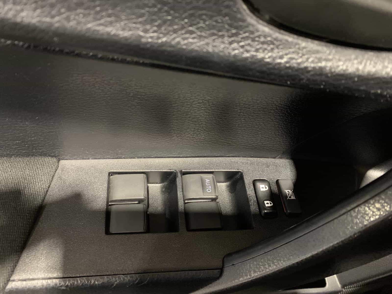 2015 Toyota Corolla L/Le/Le Plus/Le P CE - Image 18