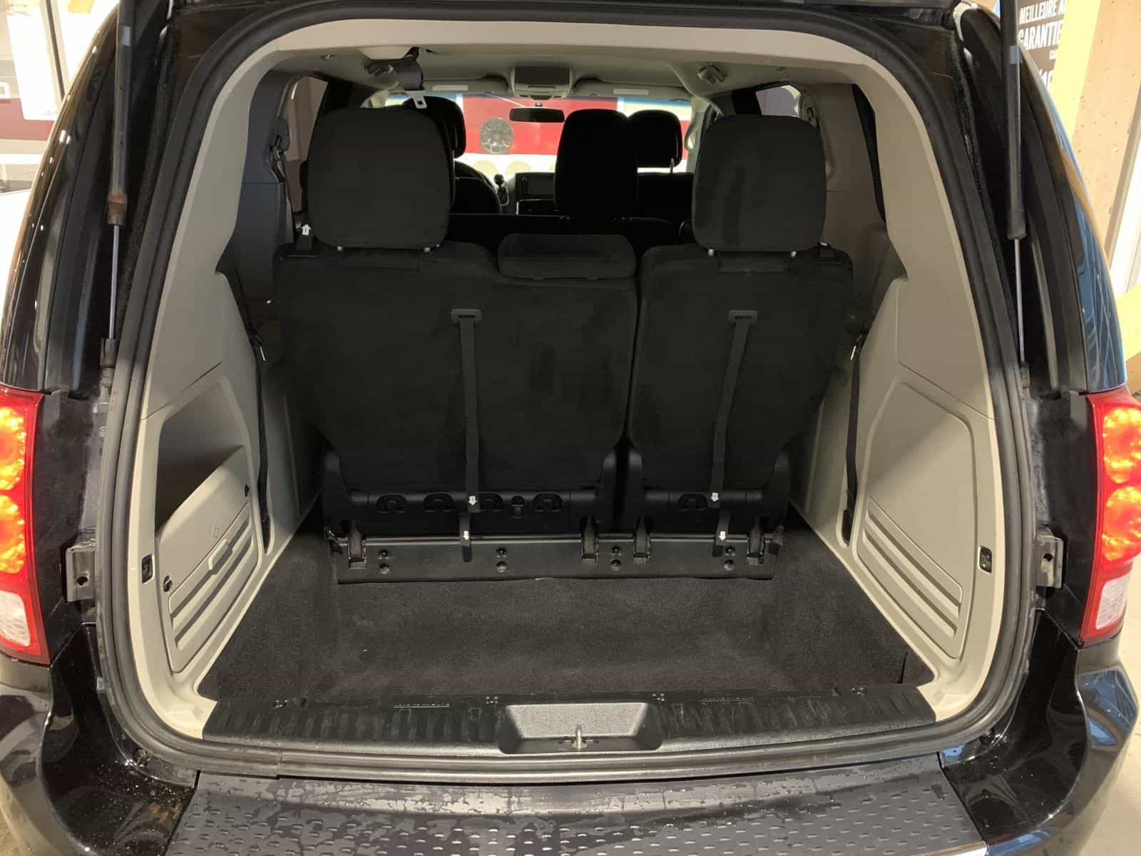 2014 Dodge Caravan SE - Image 8