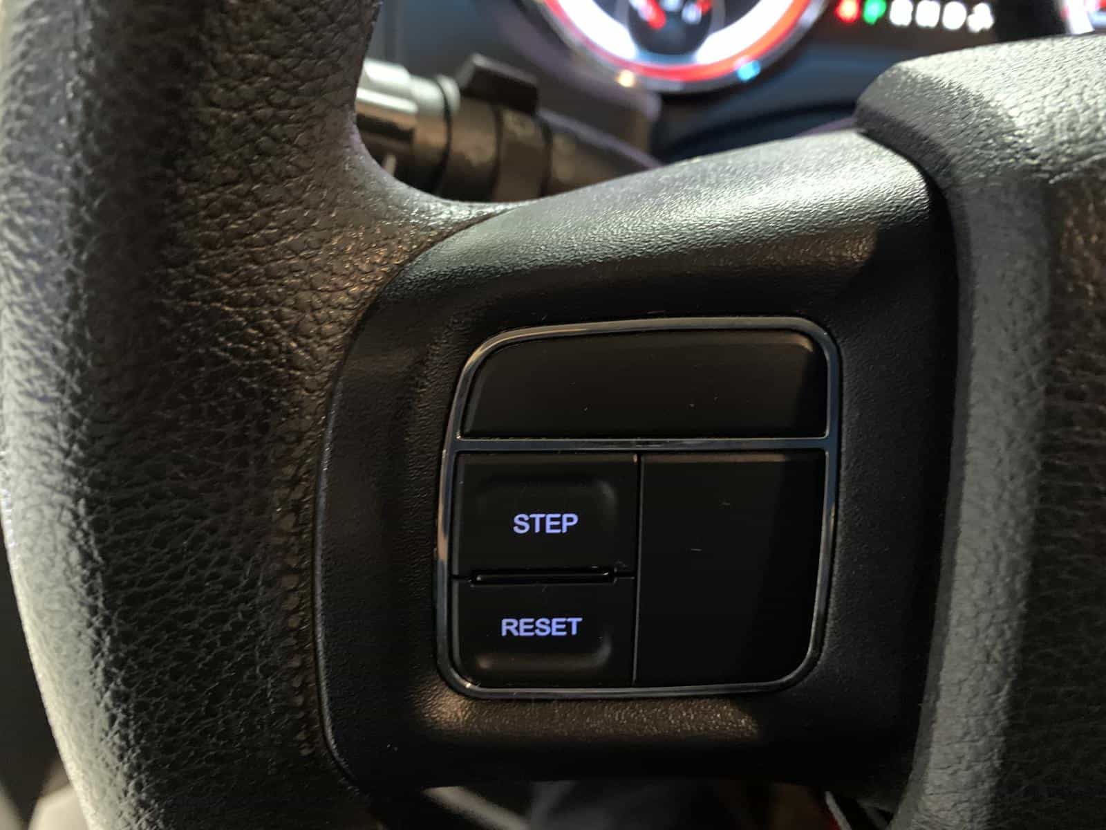 2014 Dodge Caravan SE - Image 13