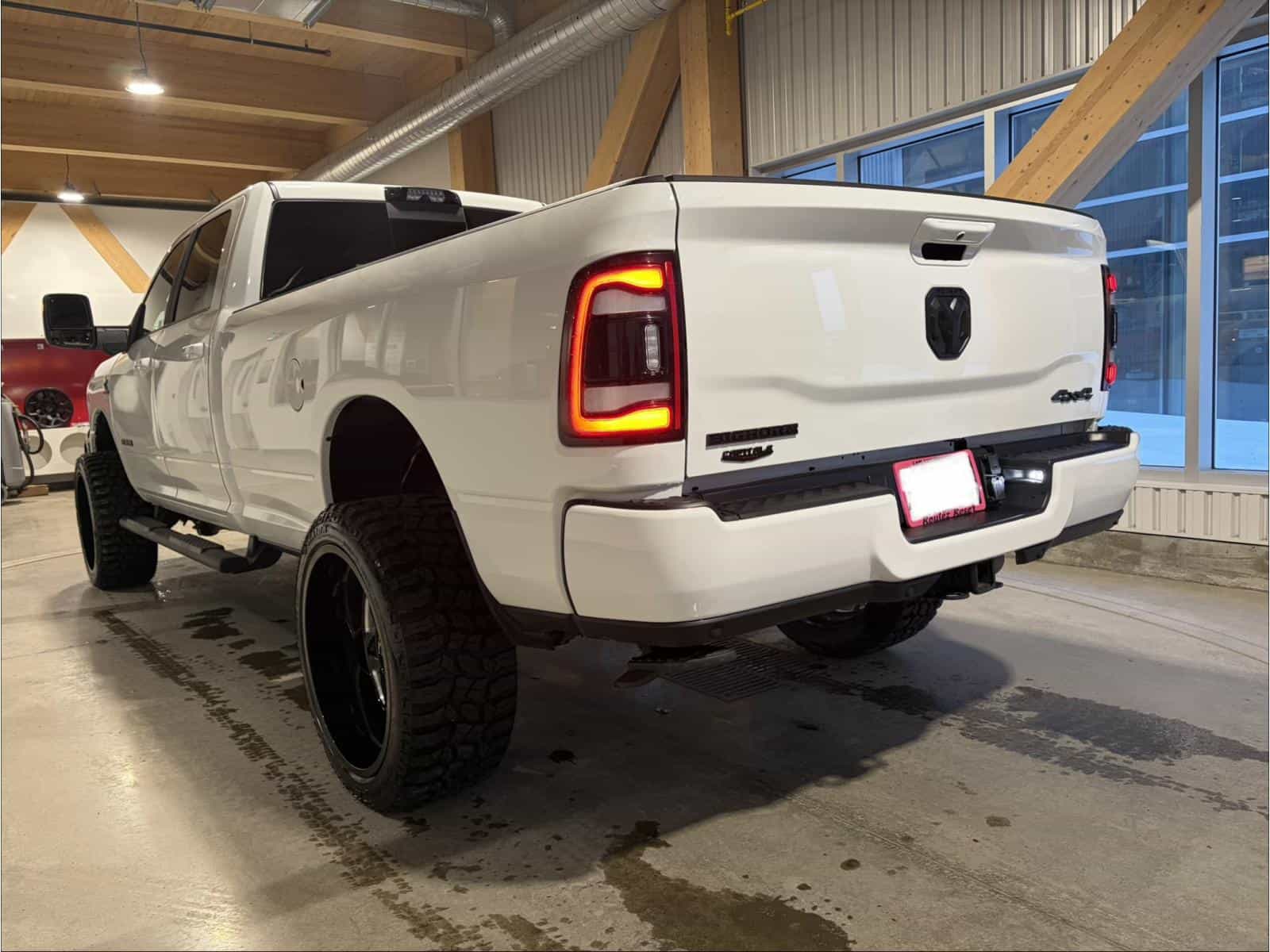 Image 5 RAM 2500 Big Horn 2024