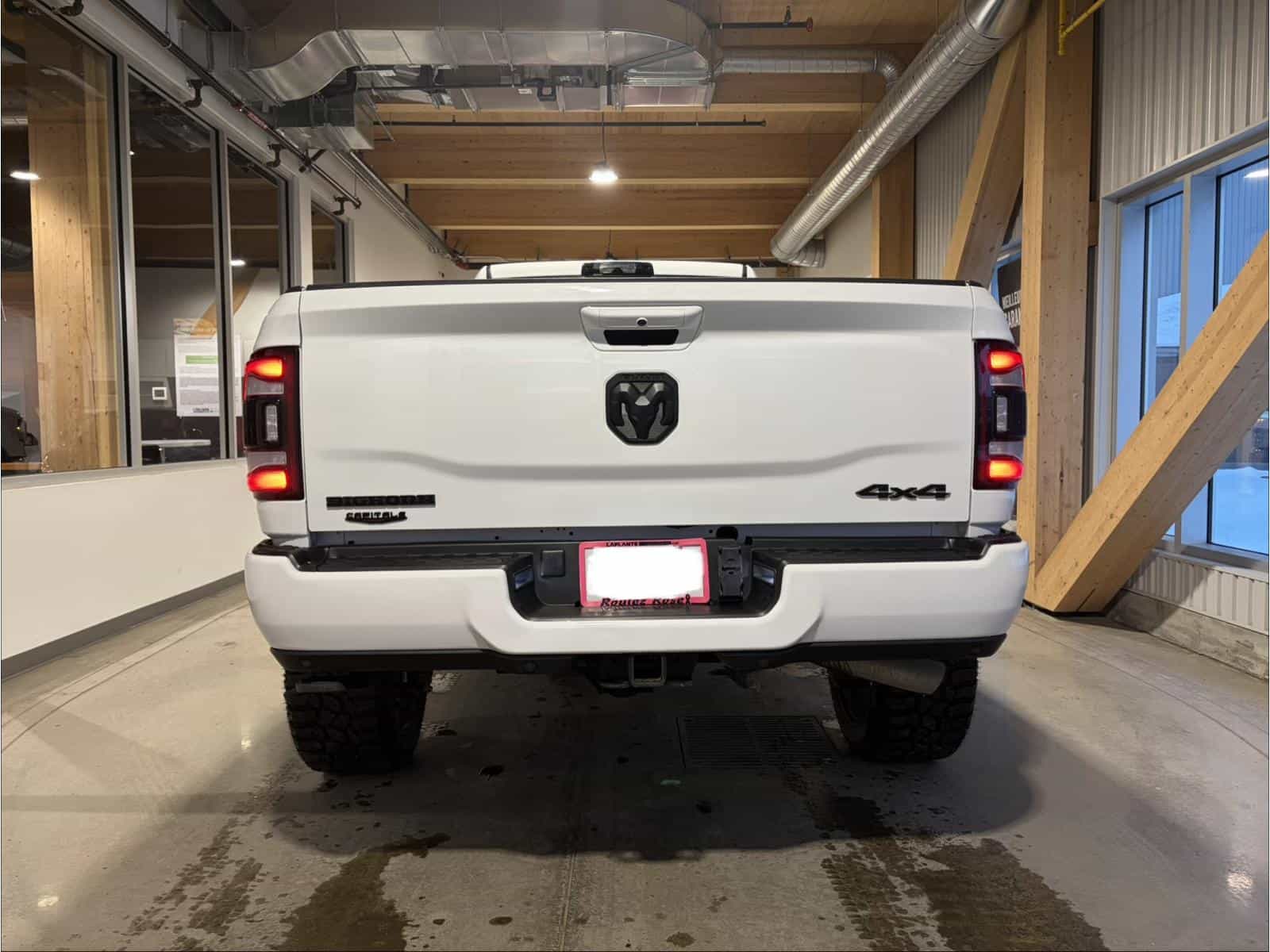 Image 7 RAM 2500 Big Horn 2024