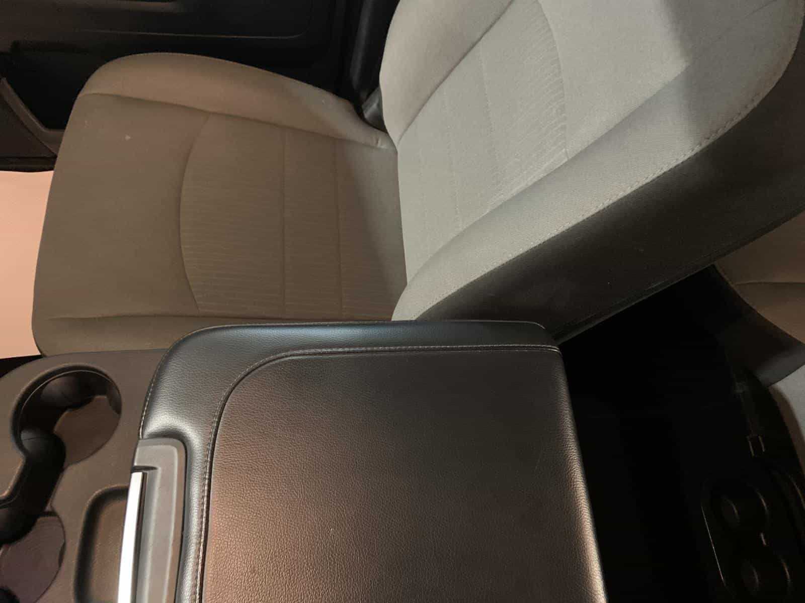 2023 RAM 1500 CLASSIC SLT SLT - Image 24