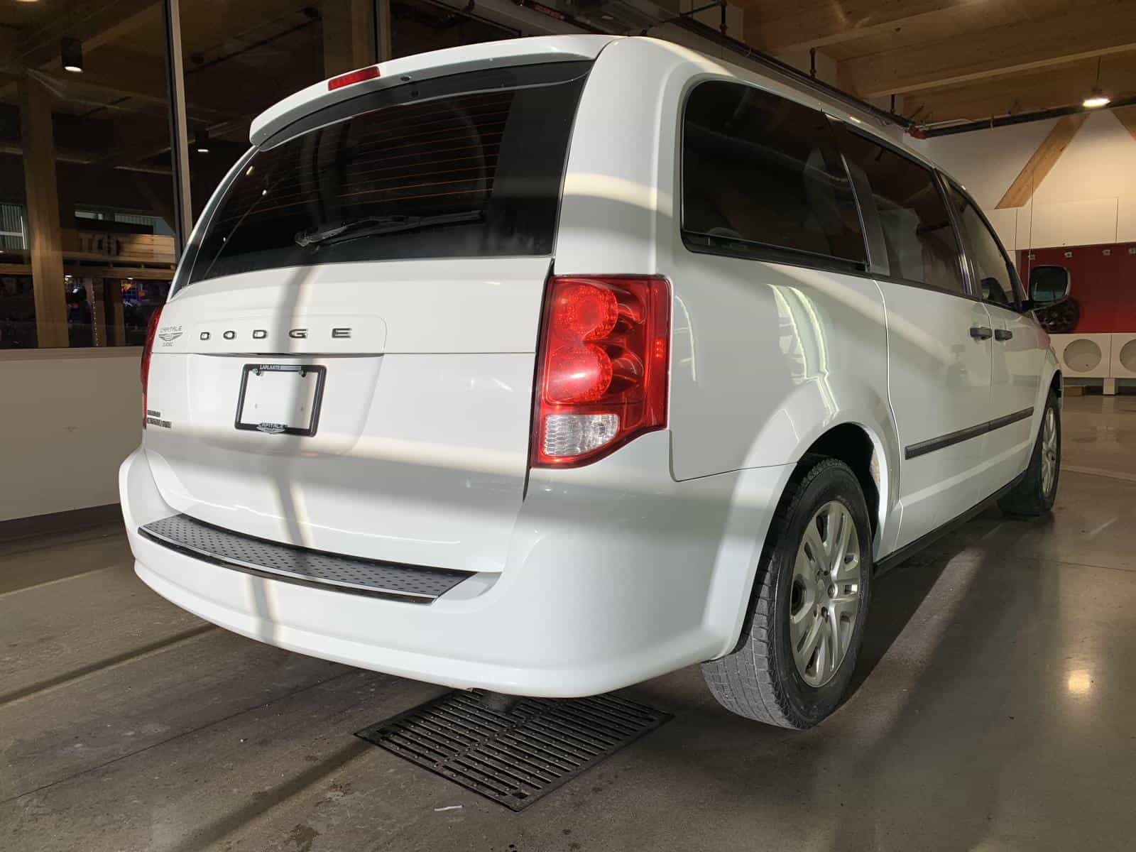 2016 Dodge GRAND CARAVAN SE Canada Value Package - Image 3