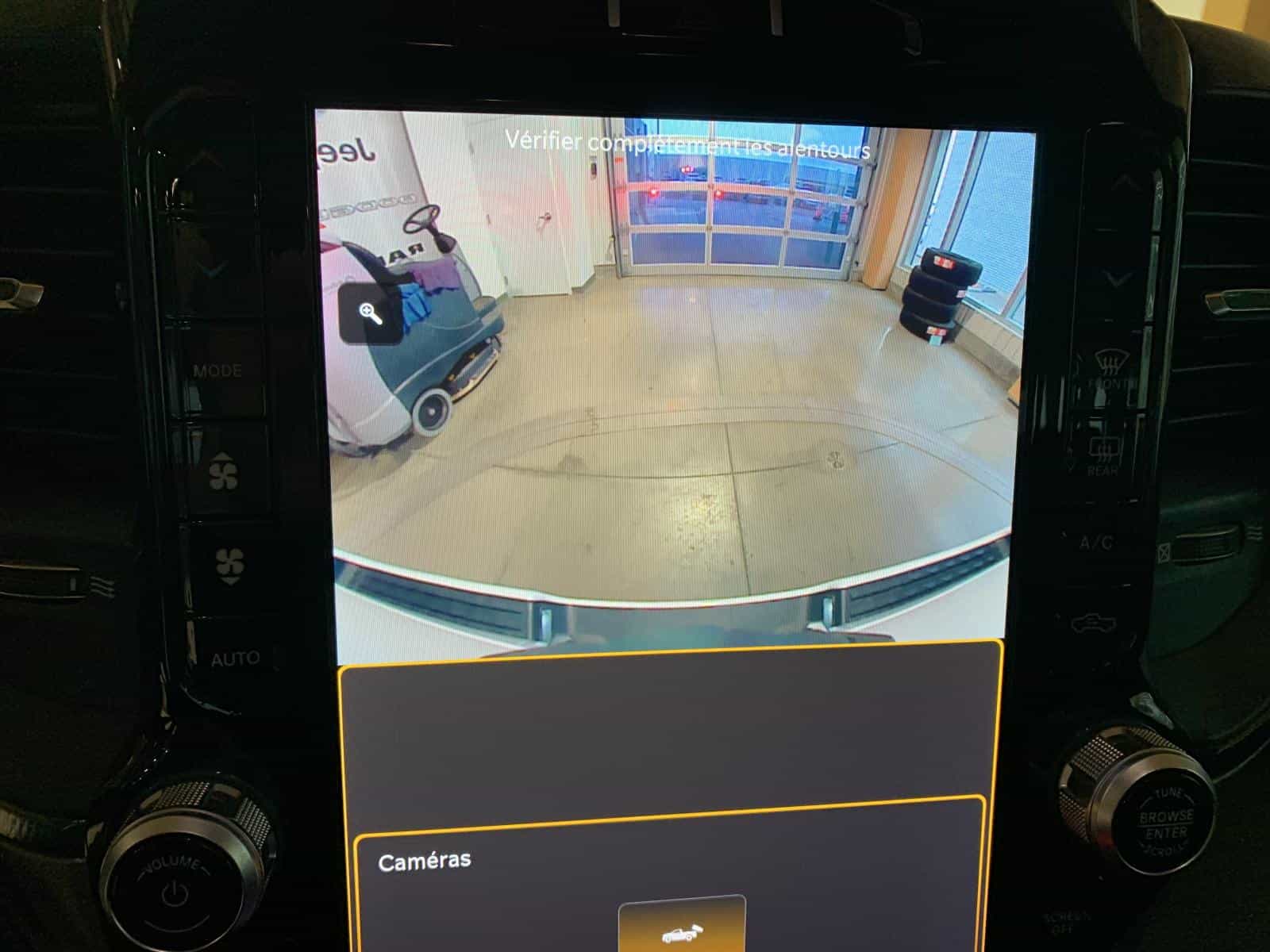 2023 RAM 1500 Sport Sport - Image 15