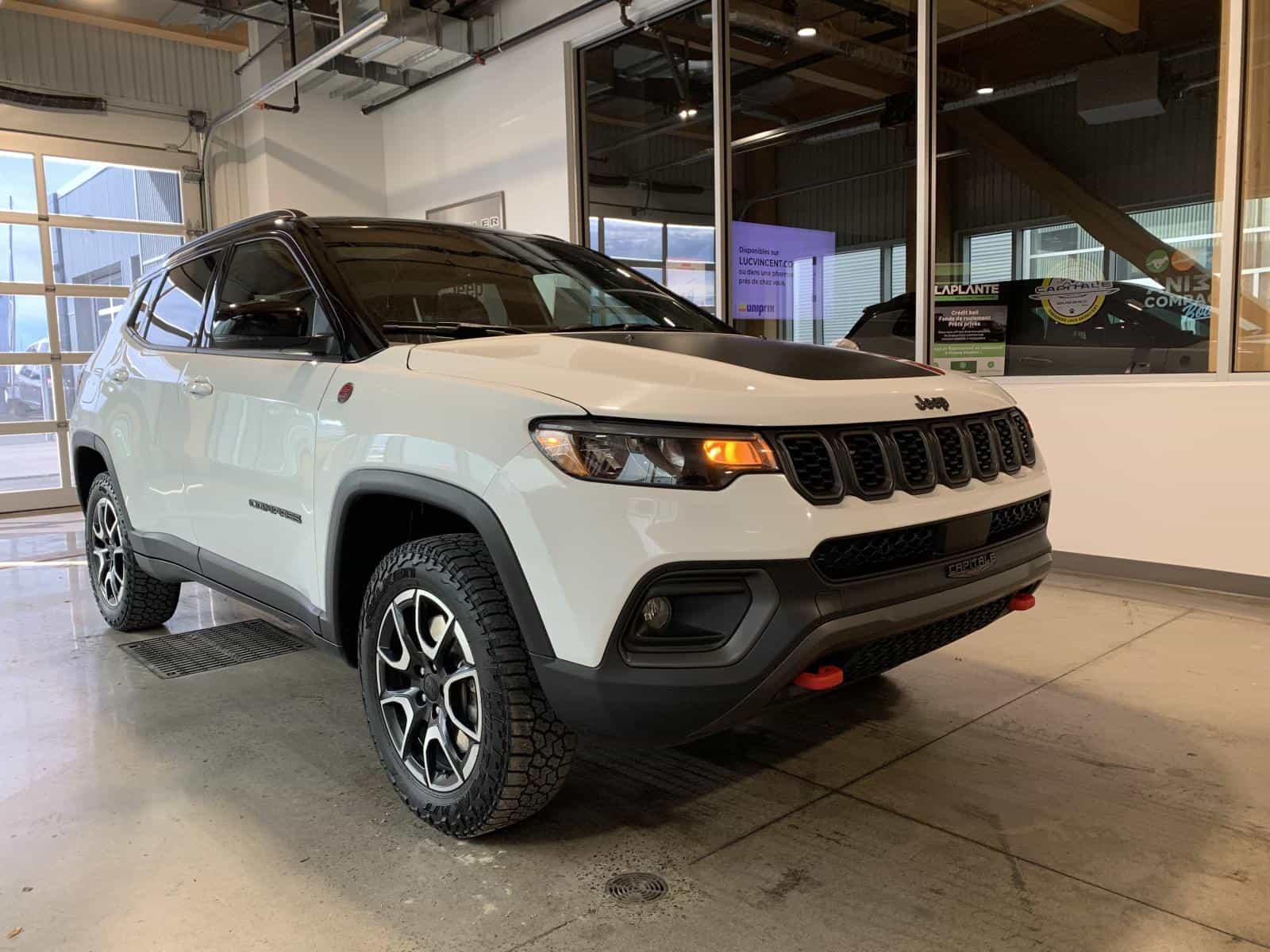 2024 Jeep Compass Trailhawk Trailhawk - Image 4