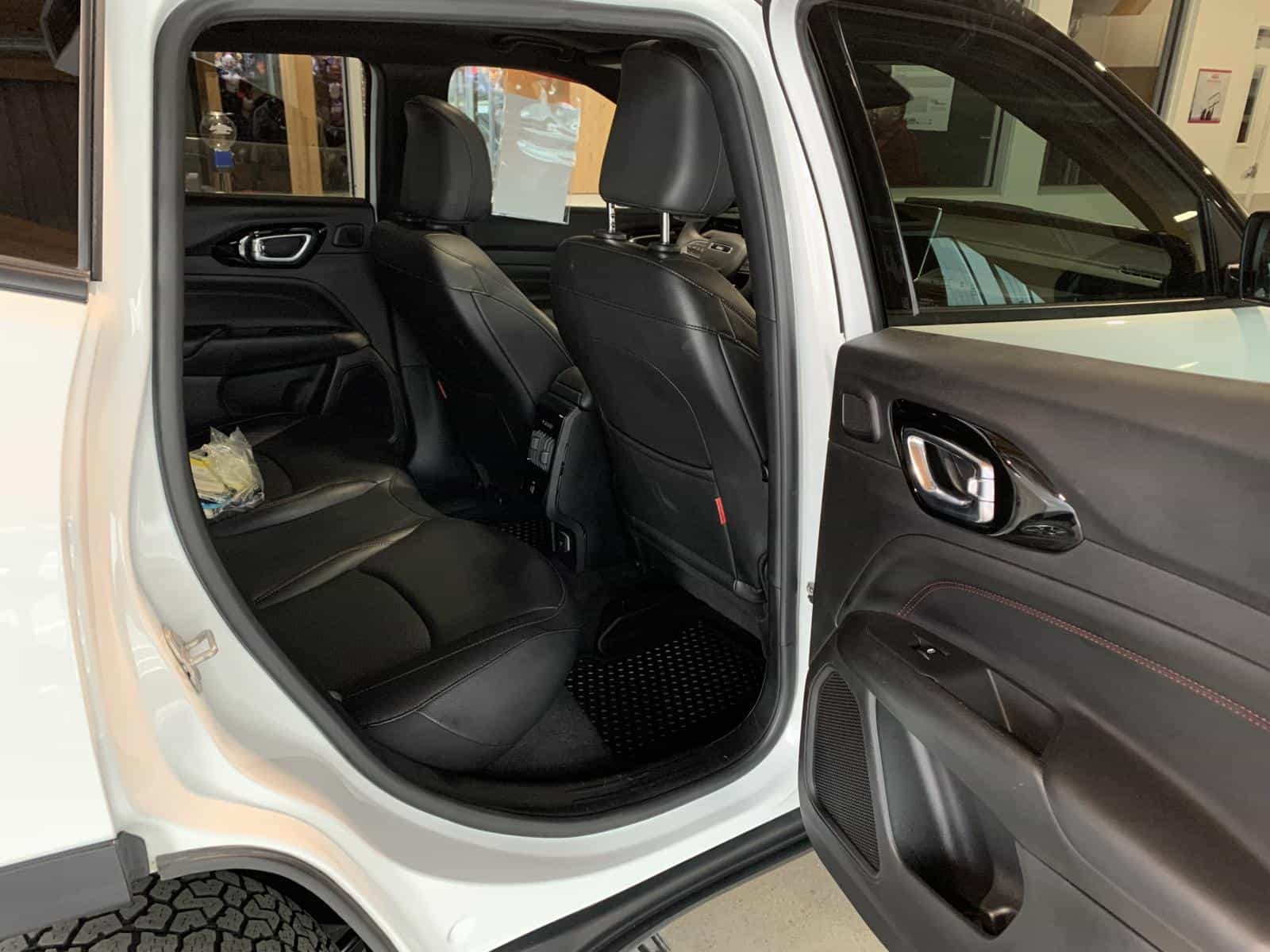 2024 Jeep Compass Trailhawk Trailhawk - Image 10