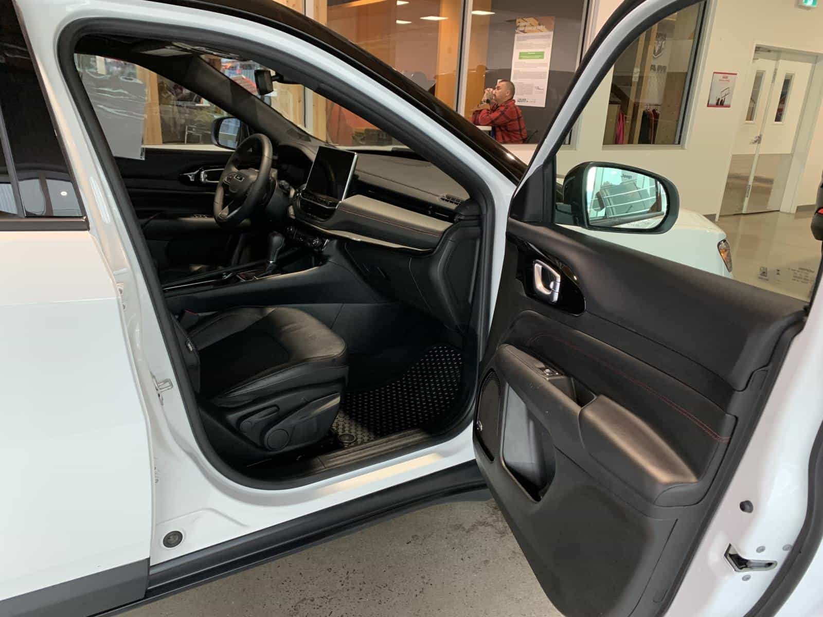 2024 Jeep Compass Trailhawk Trailhawk - Image 9