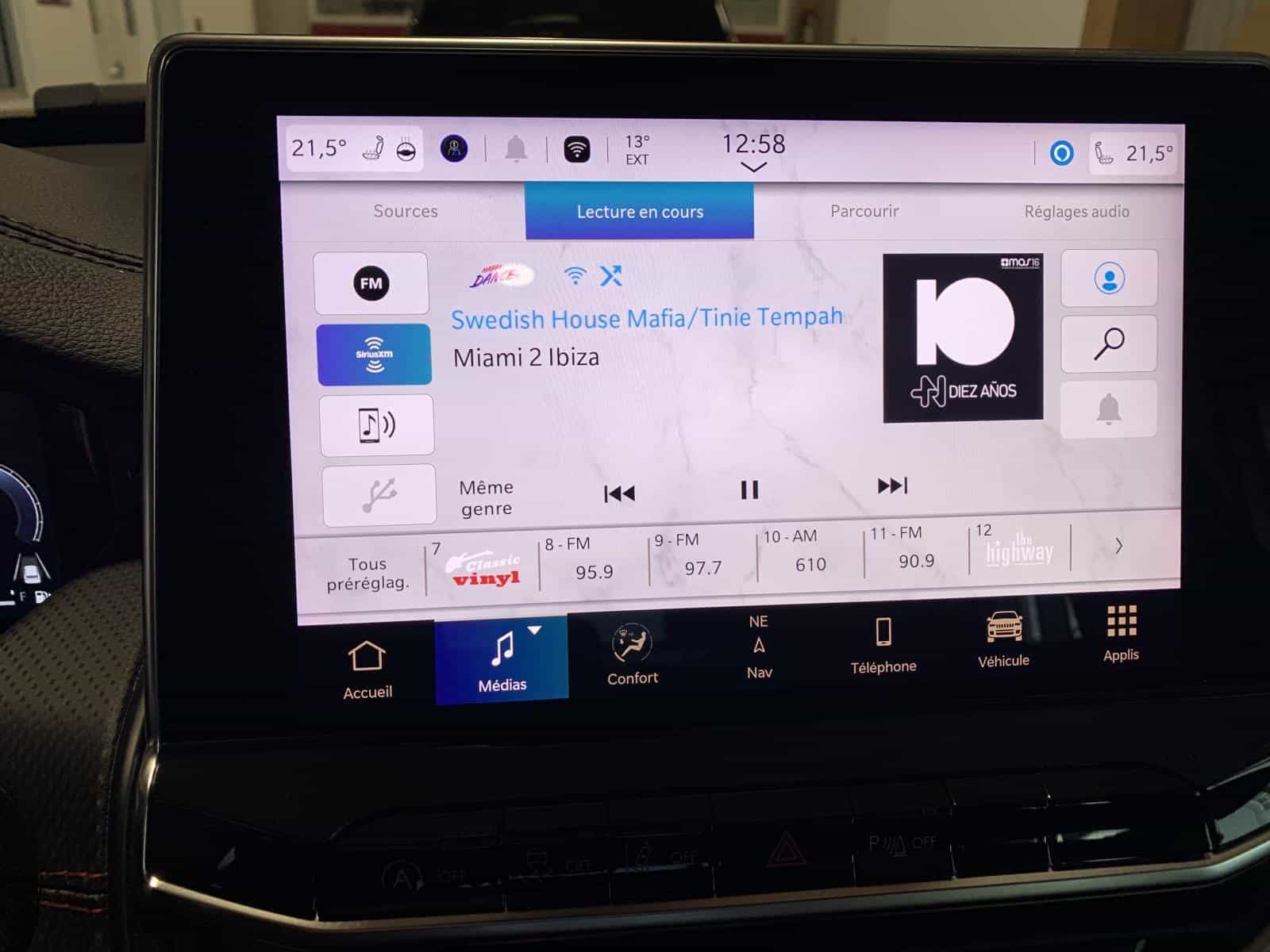 2024 Jeep Compass Trailhawk Trailhawk - Image 19