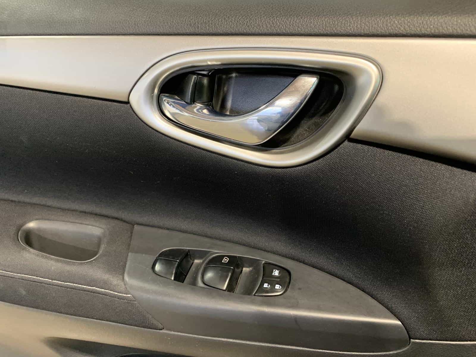 2014 Nissan SENTRA S/SV/SR/SL S - Image 19