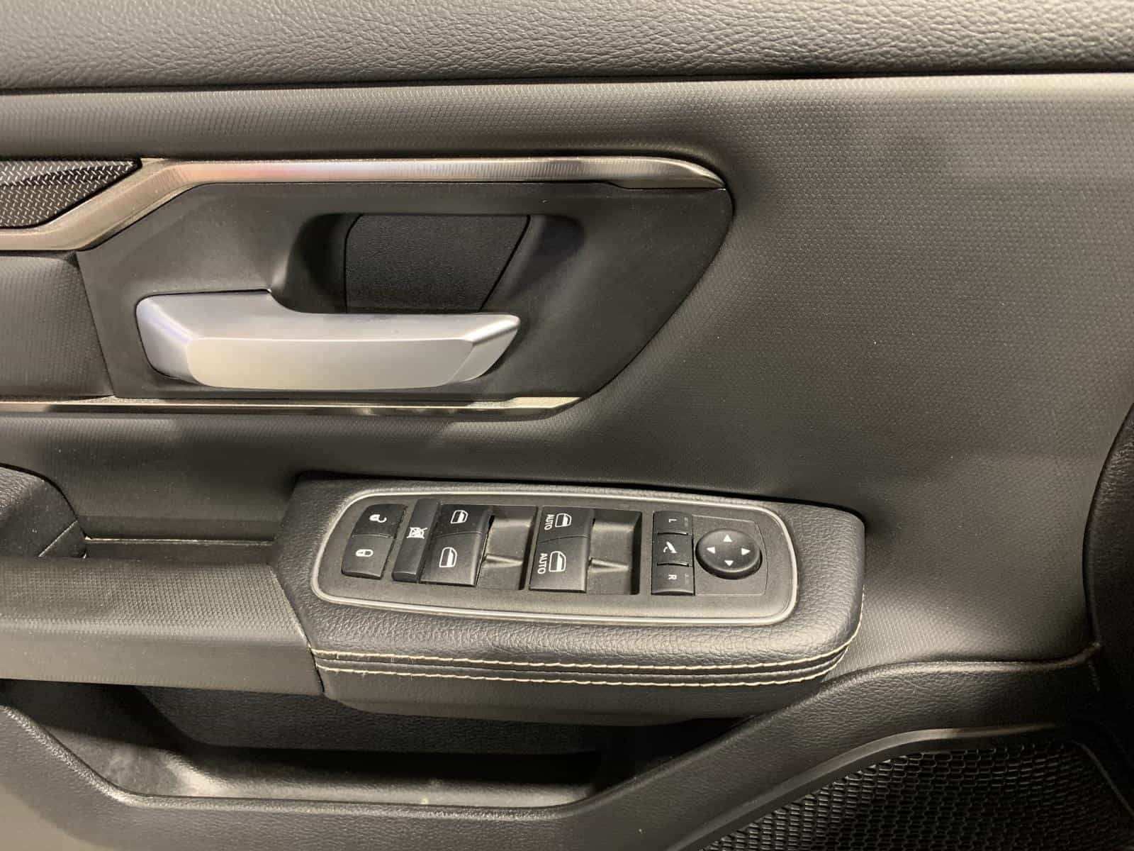 2022 RAM 1500 Sport - Image 24