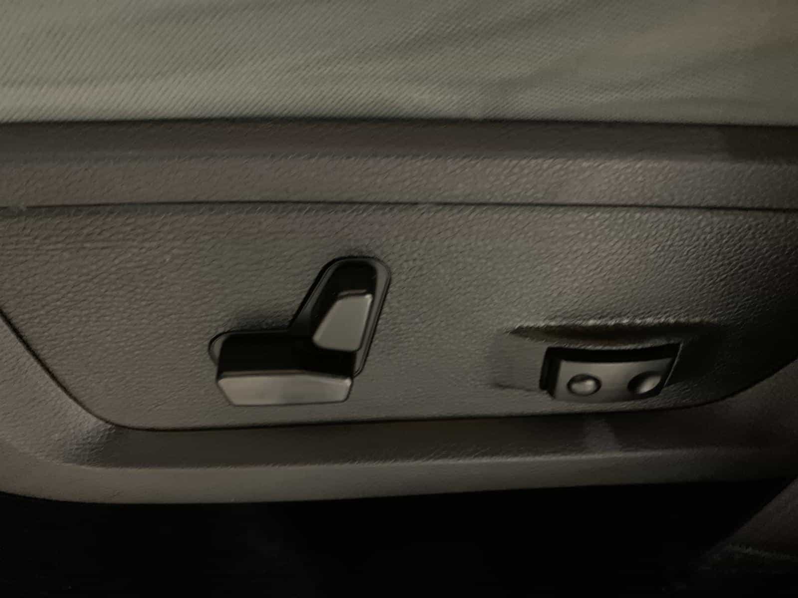 2016 RAM 1500 SLT Outdoorsman - Image 13