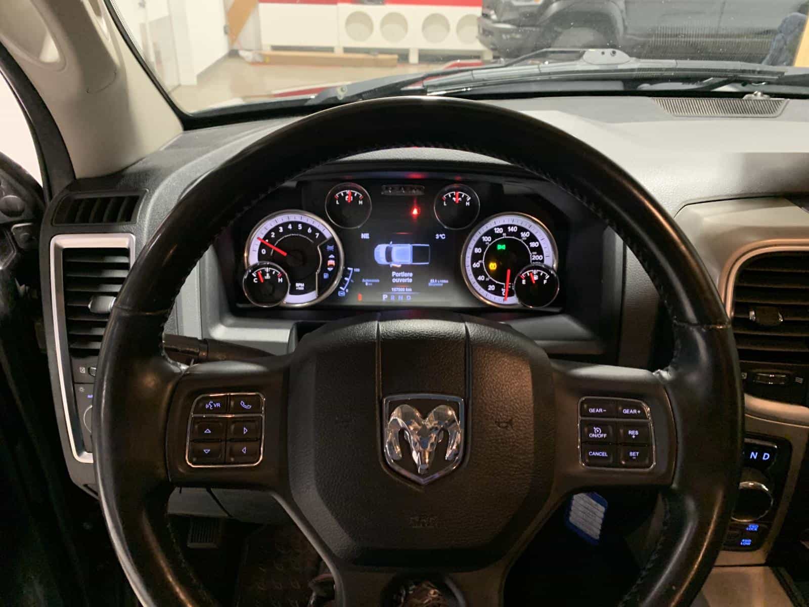 2016 RAM 1500 SLT Outdoorsman - Image 14