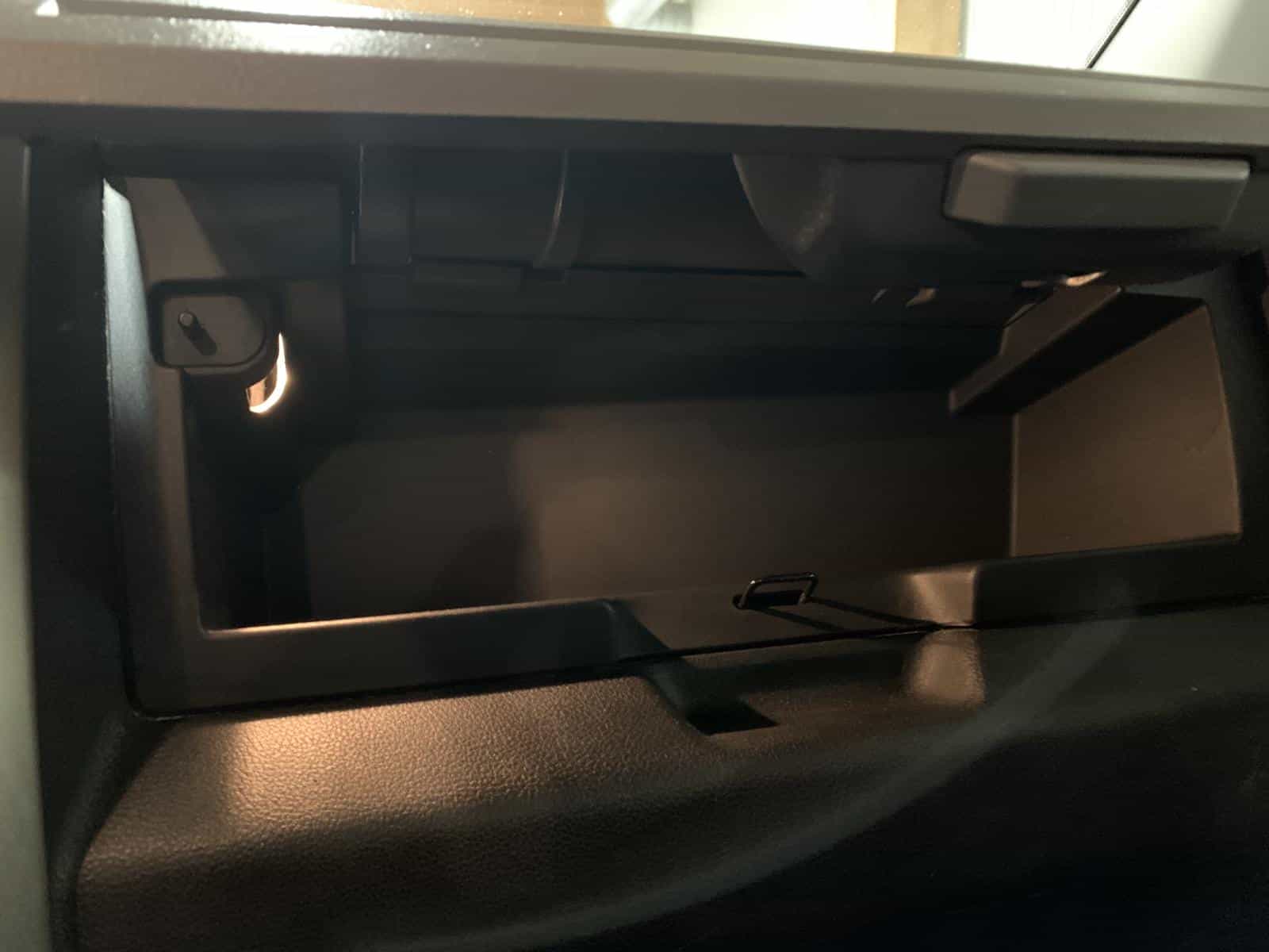 2016 RAM 1500 SLT Outdoorsman - Image 31