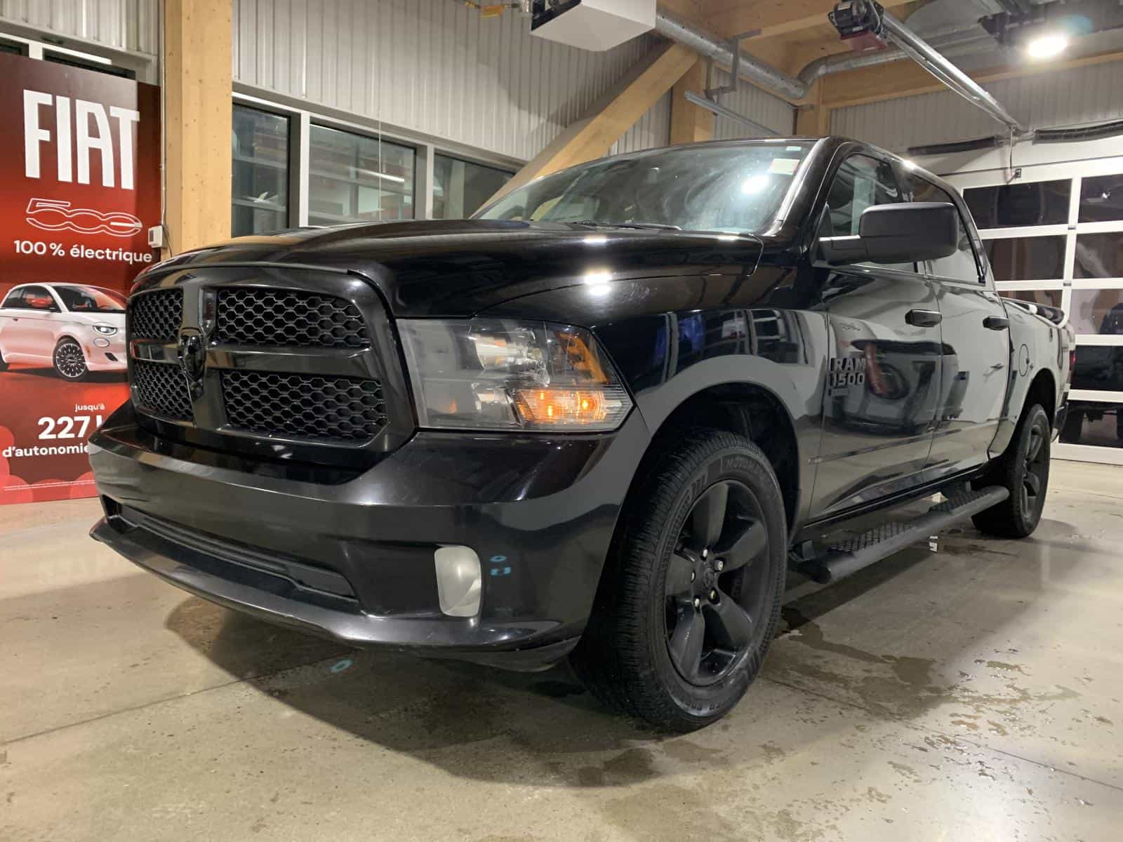 2021 RAM 1500 CLASSIC TRADESMAN Tradesman - Image 1
