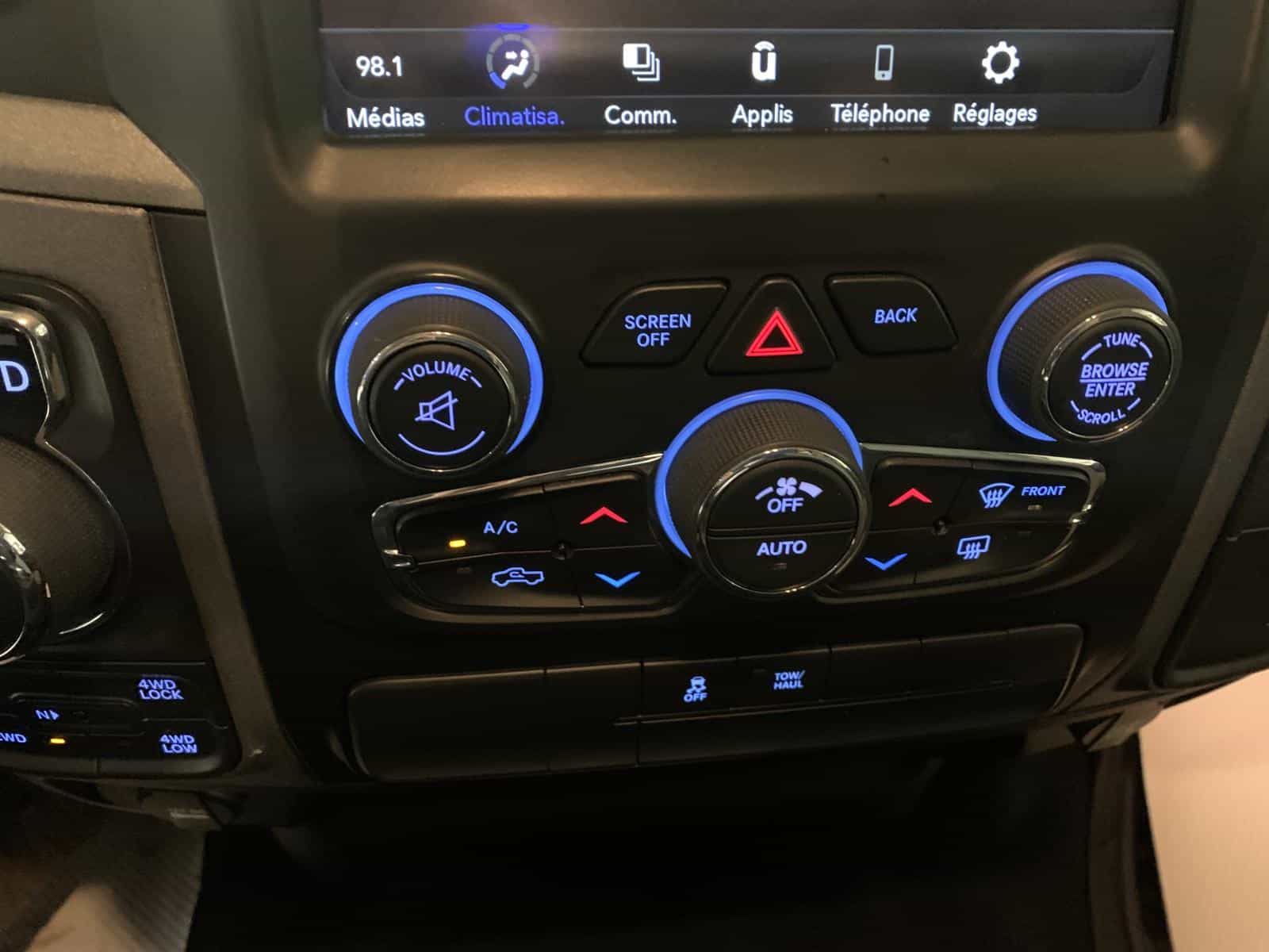 2021 RAM 1500 CLASSIC TRADESMAN Tradesman - Image 14