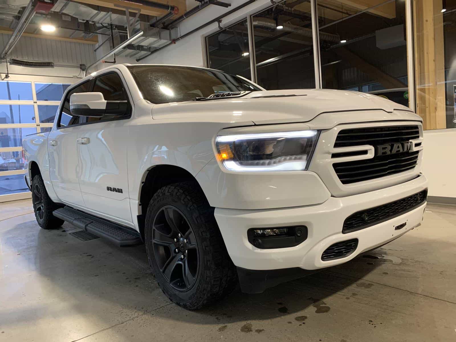 2023 RAM 1500 Sport Sport - Image 5