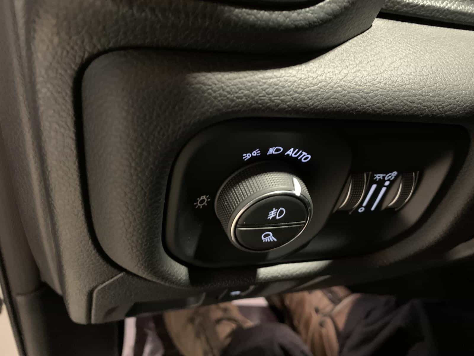 2023 RAM 1500 Sport Sport - Image 25