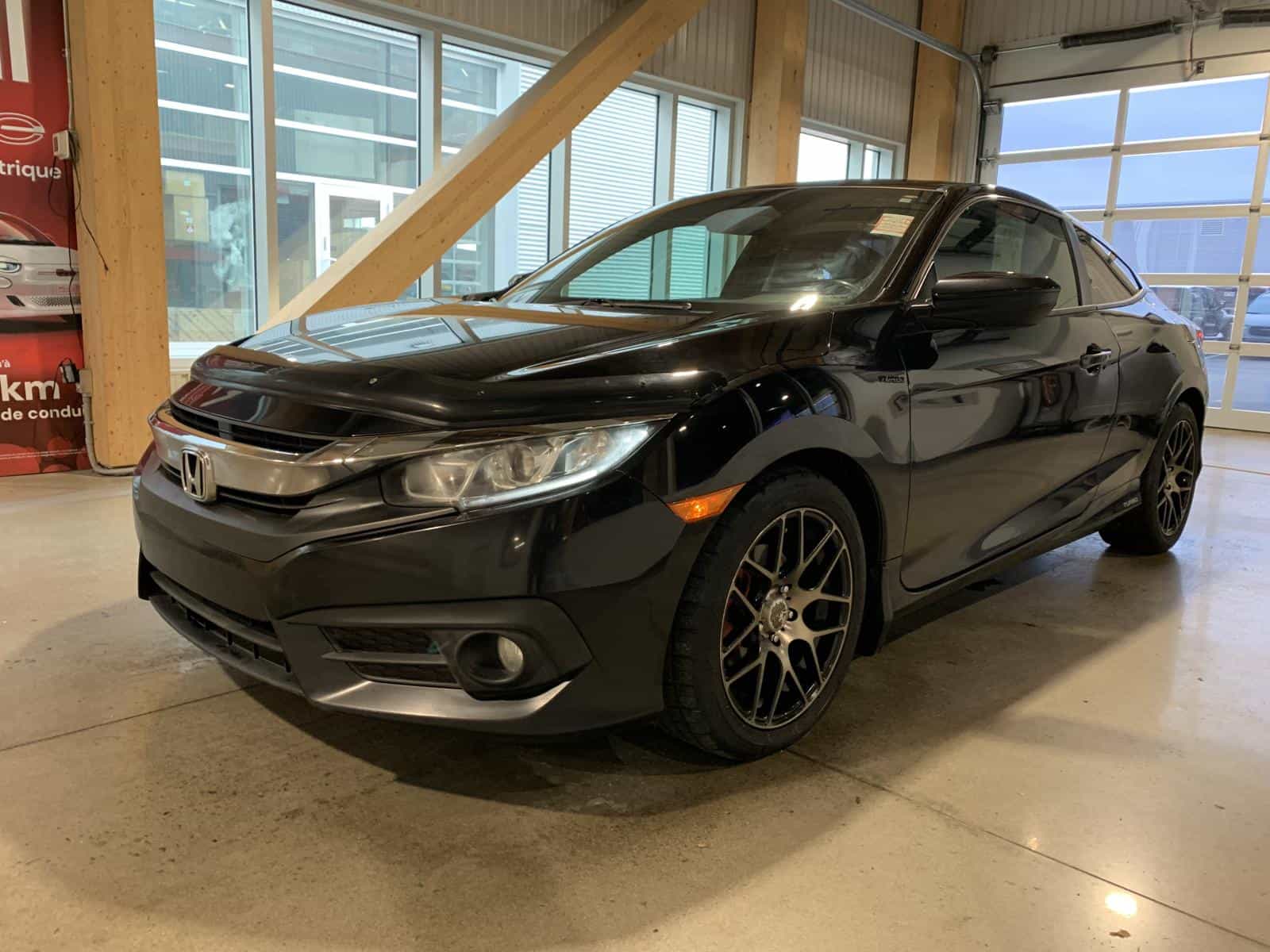 2017 Honda Civic EX-T - Image 1