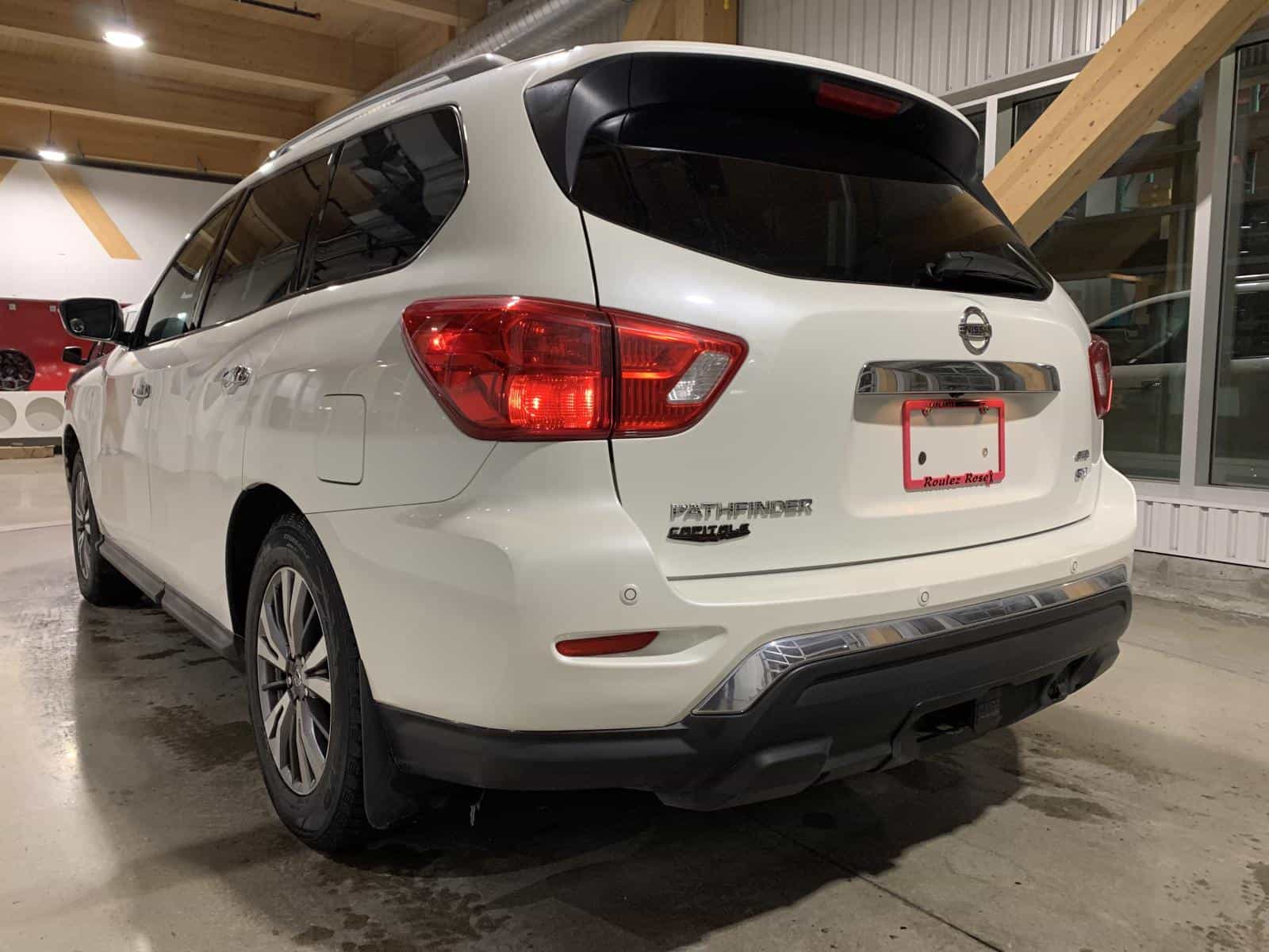 2020 Nissan Pathfinder Sv SV Tech - Image 2