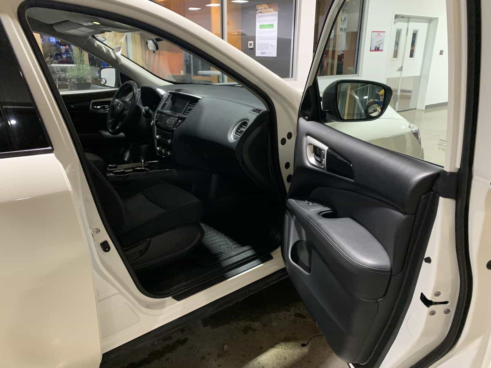 2020 Nissan Pathfinder Sv SV Tech - Image 6