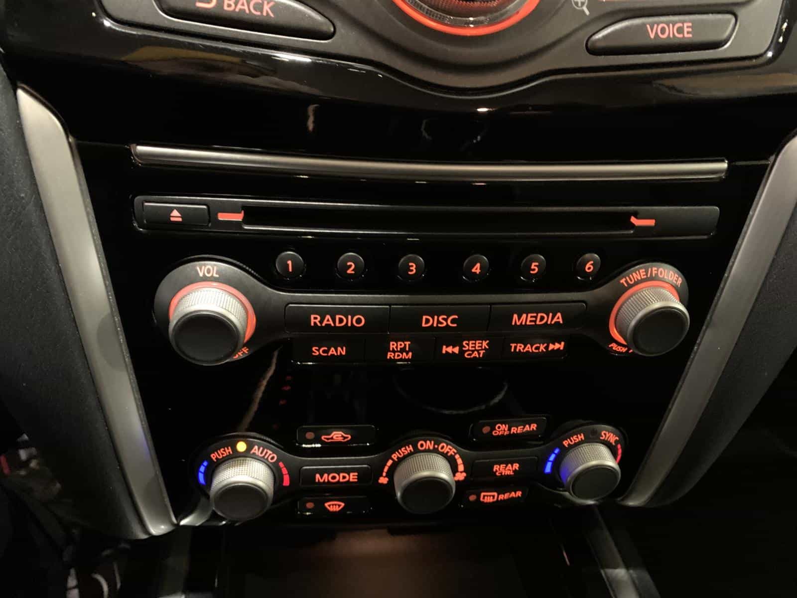 2020 Nissan Pathfinder Sv SV Tech - Image 12