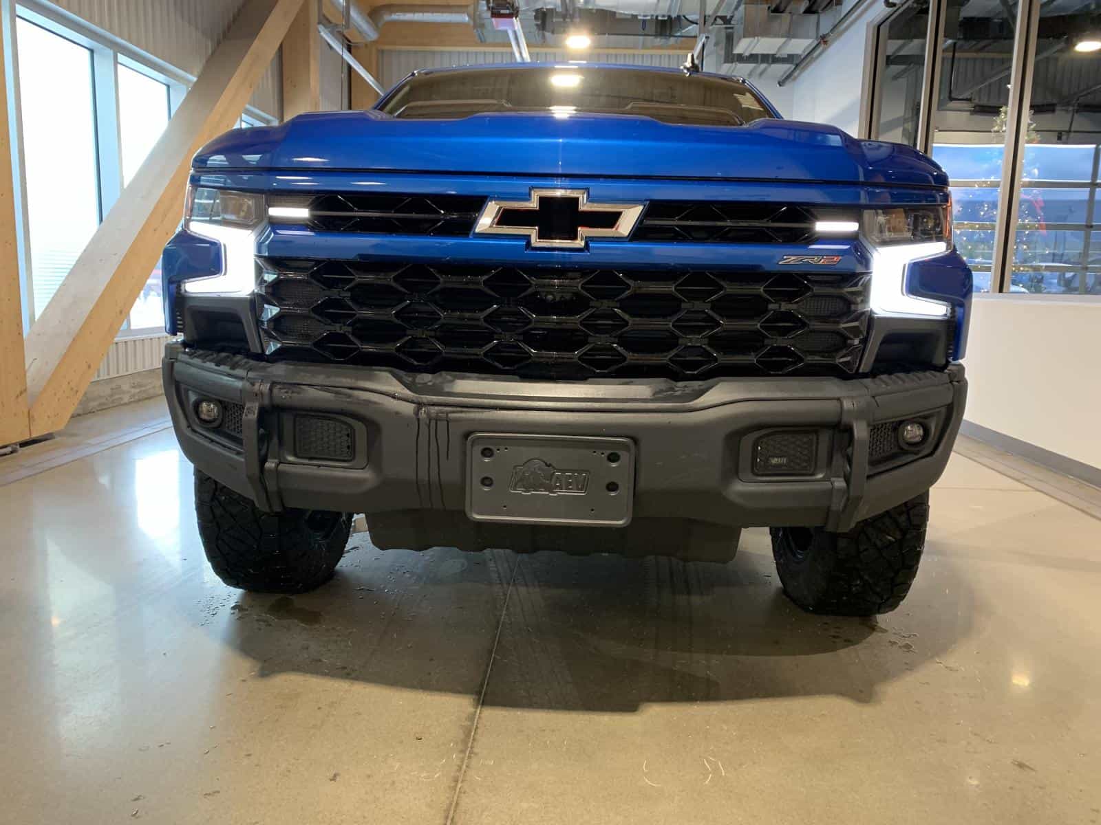 2023 Chevrolet Silverado 1500 ZR2 - Image 6