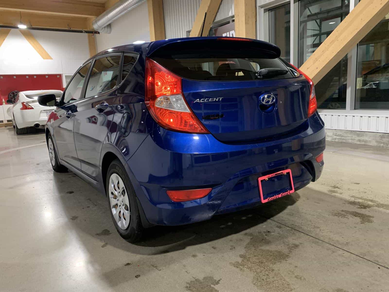 2017 Hyundai ACCENT SE GL - Image 2