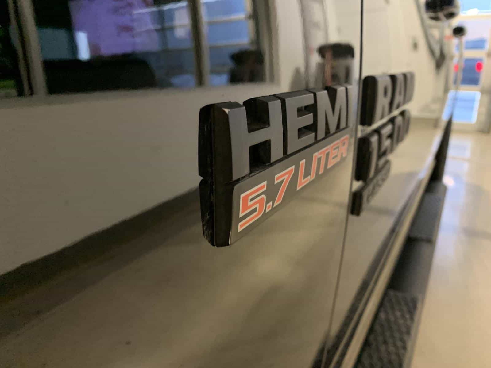 2022 RAM 1500 Classic SLT - Image 7