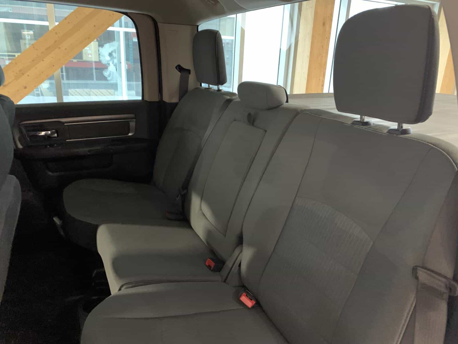 2022 RAM 1500 Classic SLT - Image 13