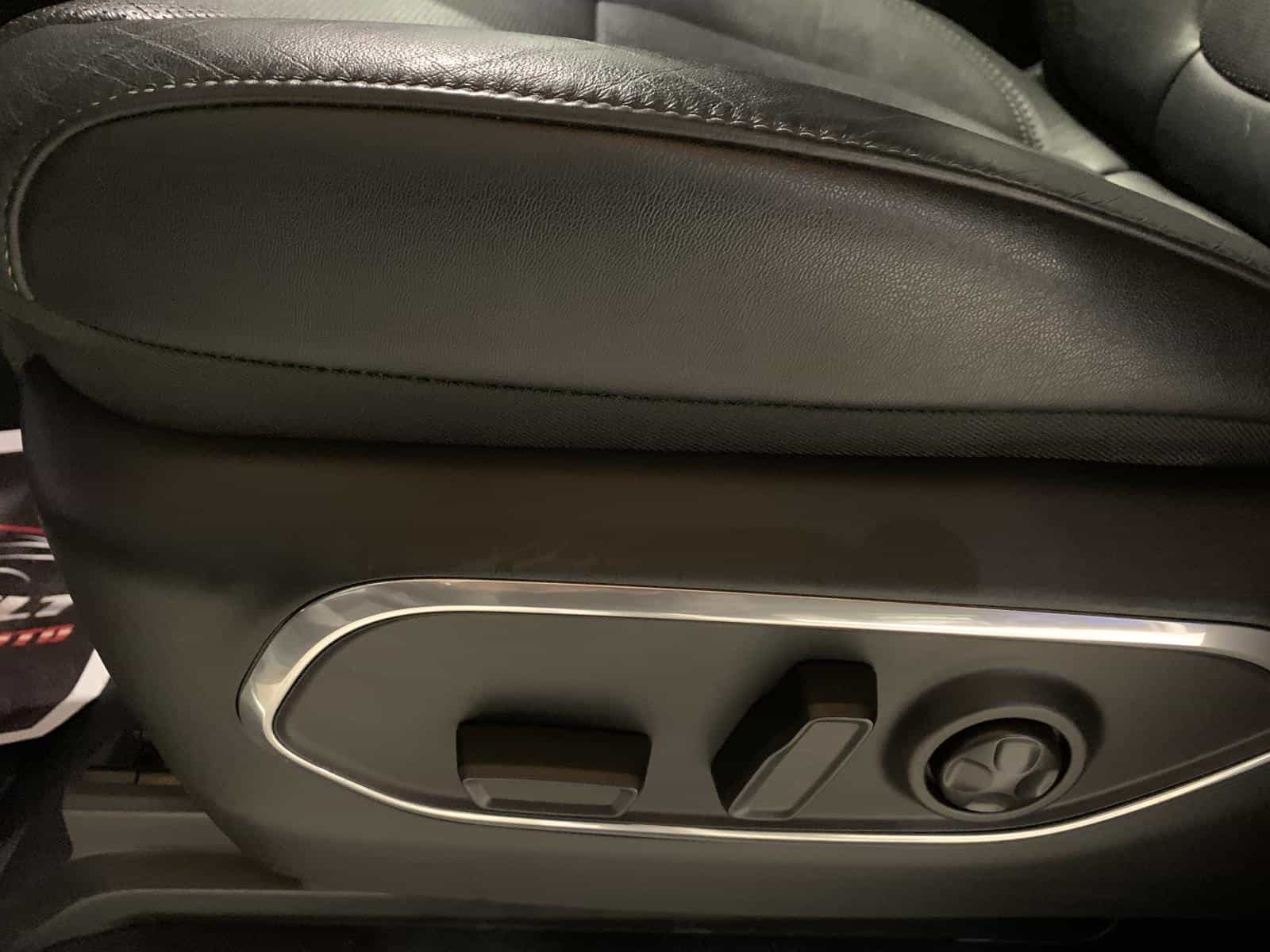 2024 Jeep Wagoneer Series Ii Series II Carbide - Image 15