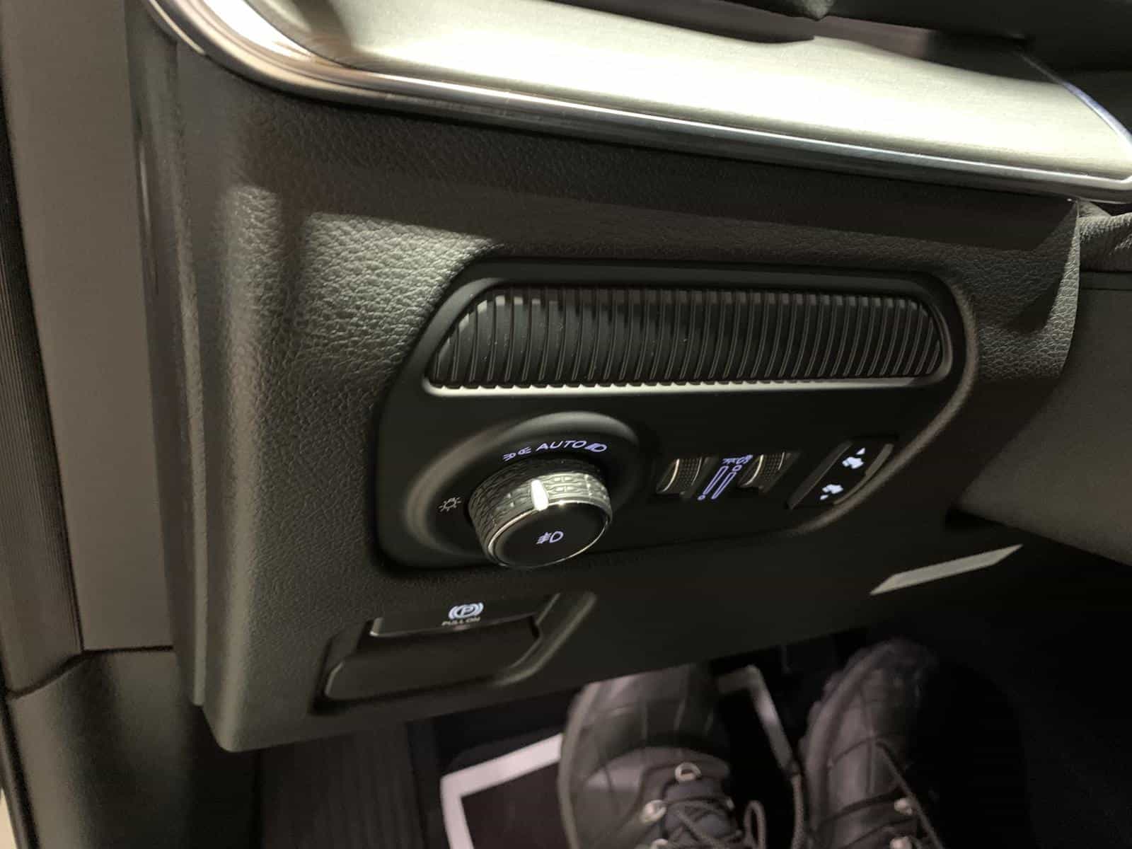 Image 26 Jeep Wagoneer Series Ii Series II Carbide 2024