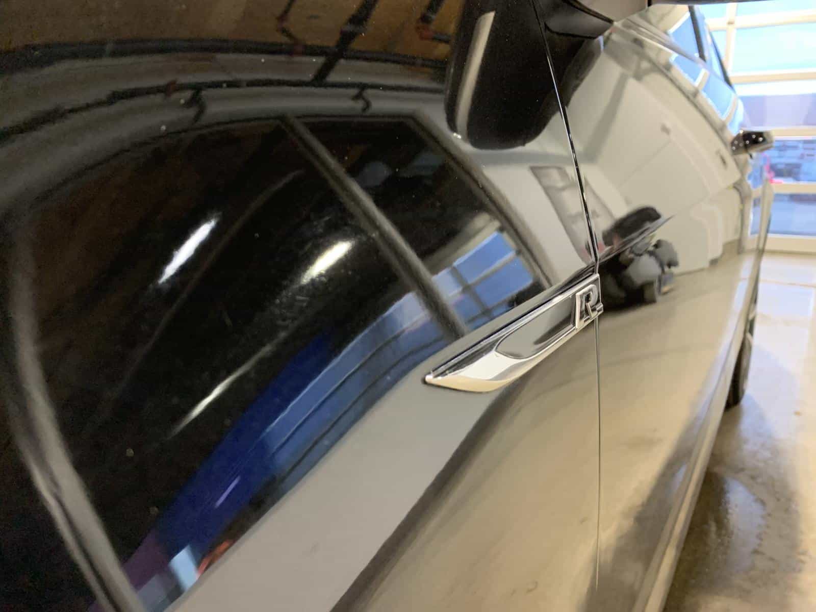 2018 Volkswagen R Base - Image 7