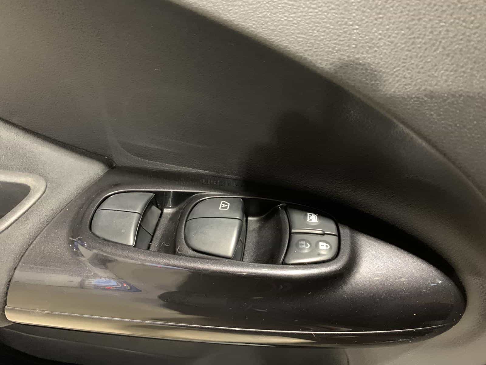 2016 Nissan Juke NISMO RS - Image 17