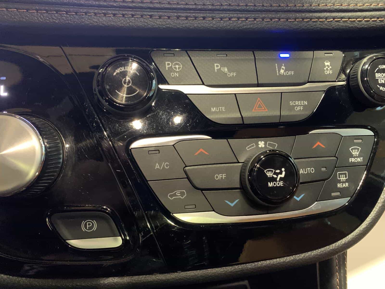 2024 Chrysler Pacifica Hybrid Pinnacle Pinnacle PHEV - Image 18