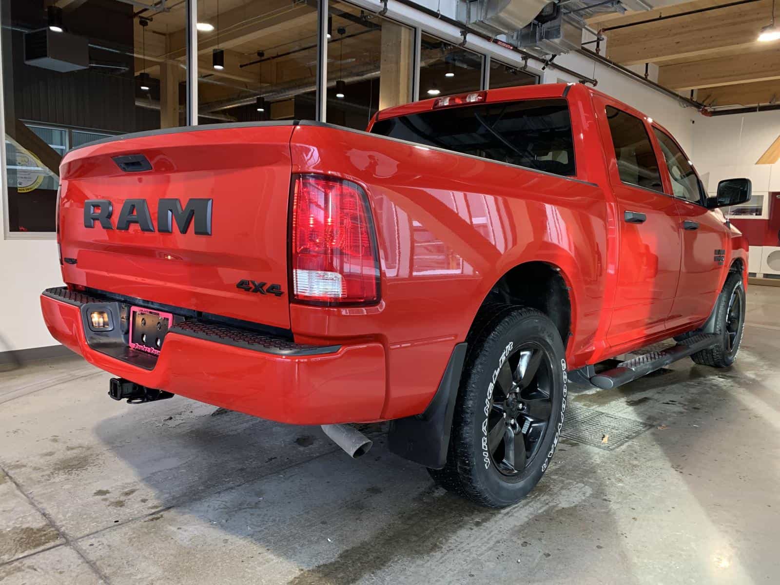 2023 RAM 1500 Express - Image 4